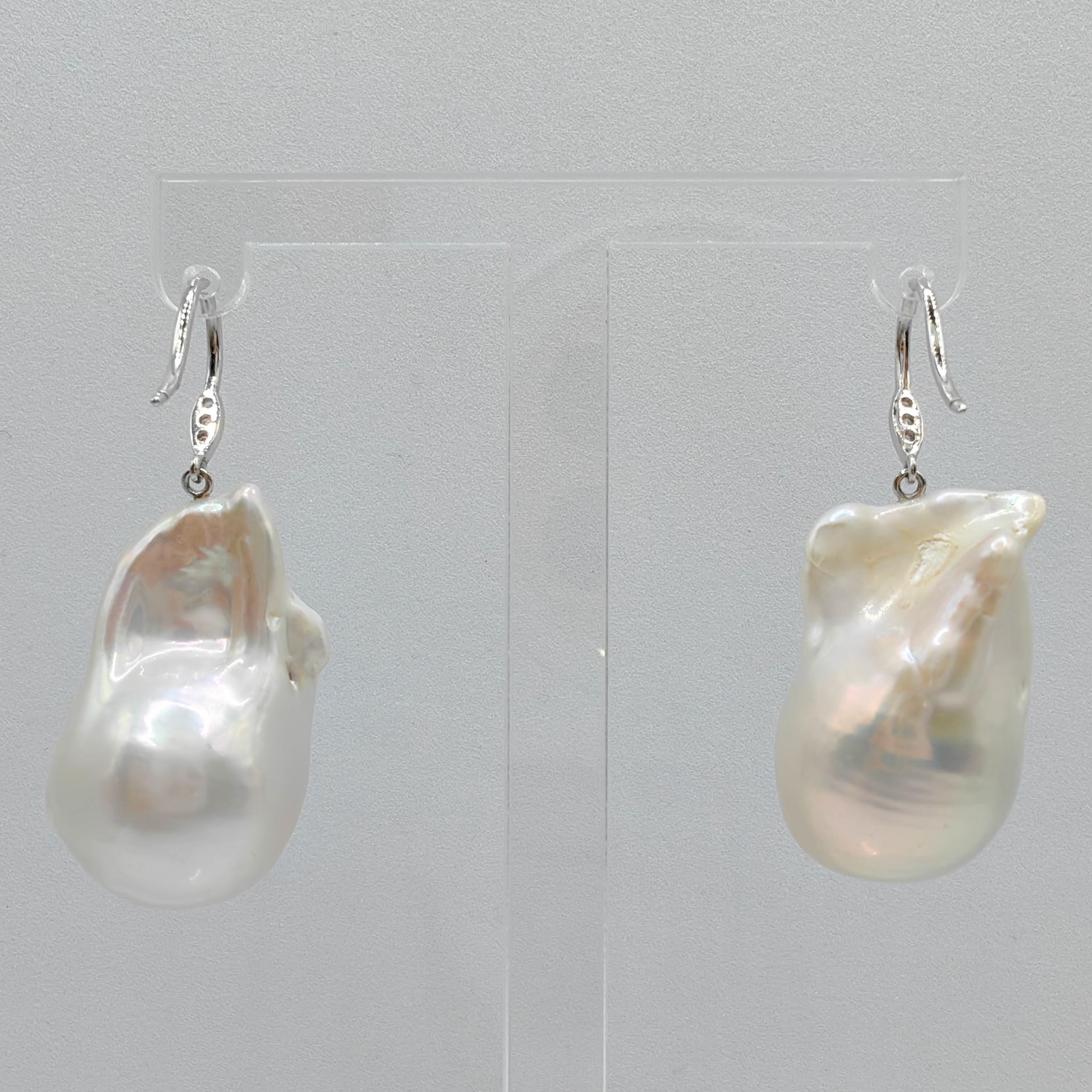 Baroque Pearl Diamond Dangling Drop Earrings With 18K White Gold French Hooks In New Condition In Wan Chai District, HK
