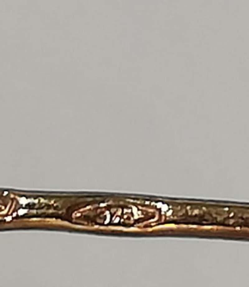 Goldbrosche im Barockstil mit Perlen und Diamanten Damen im Angebot