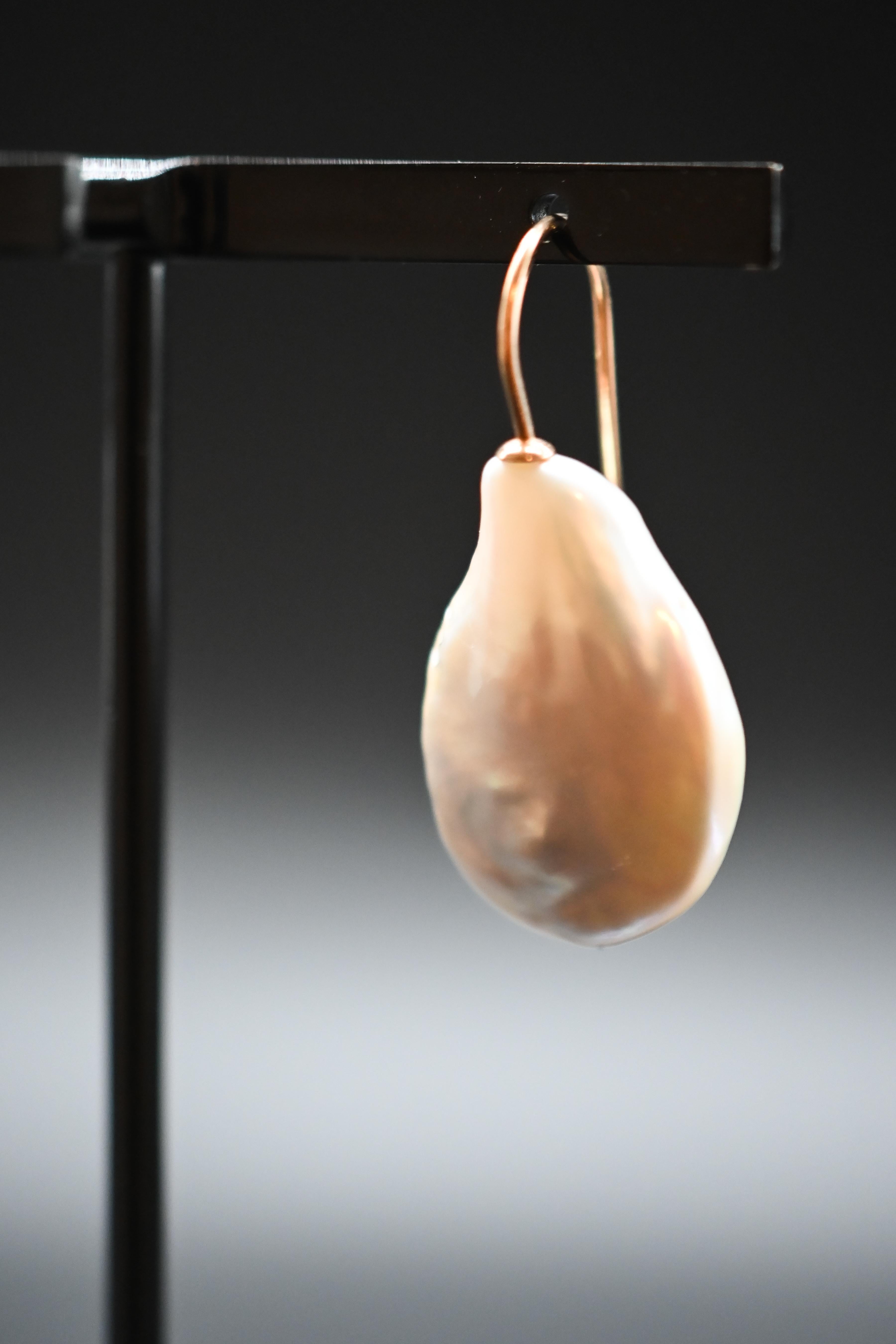Baroque Pearl Earrings Rose Gold 18 Karat For Sale 1