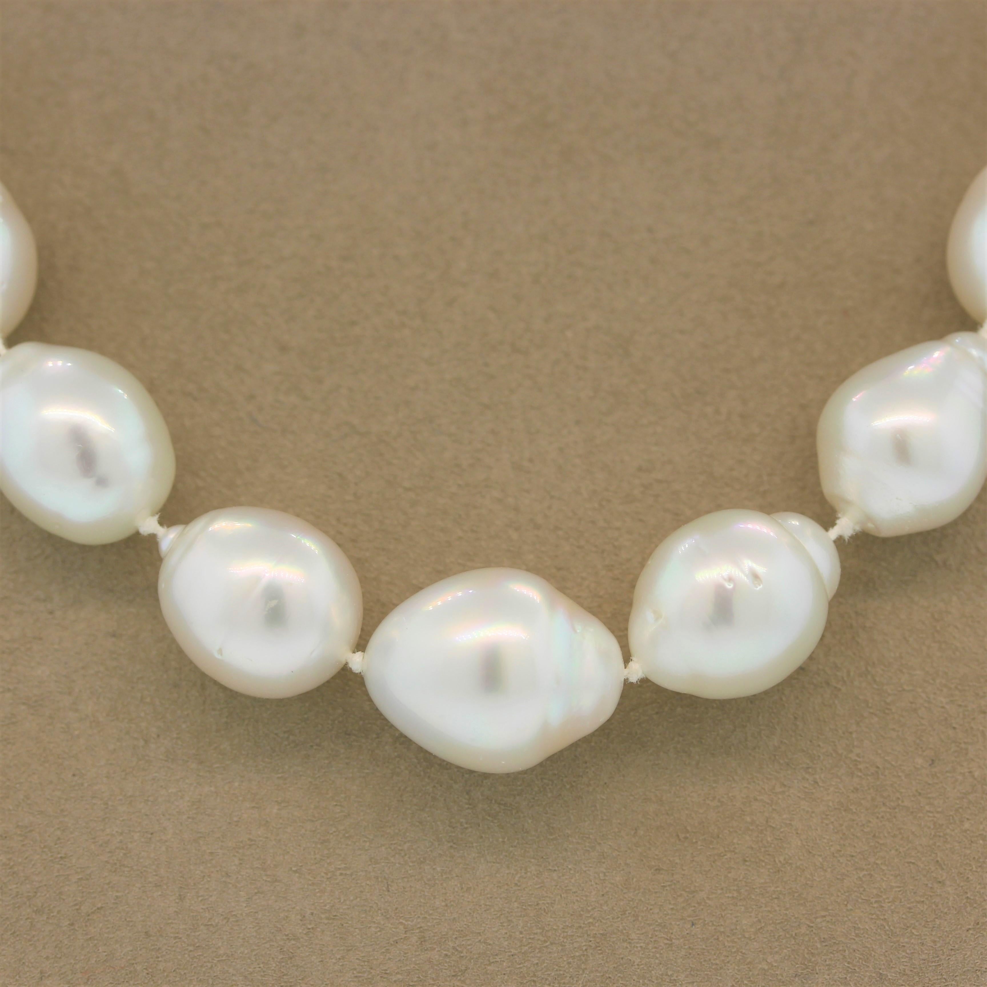 Women's Baroque Pearl Gold Necklace For Sale