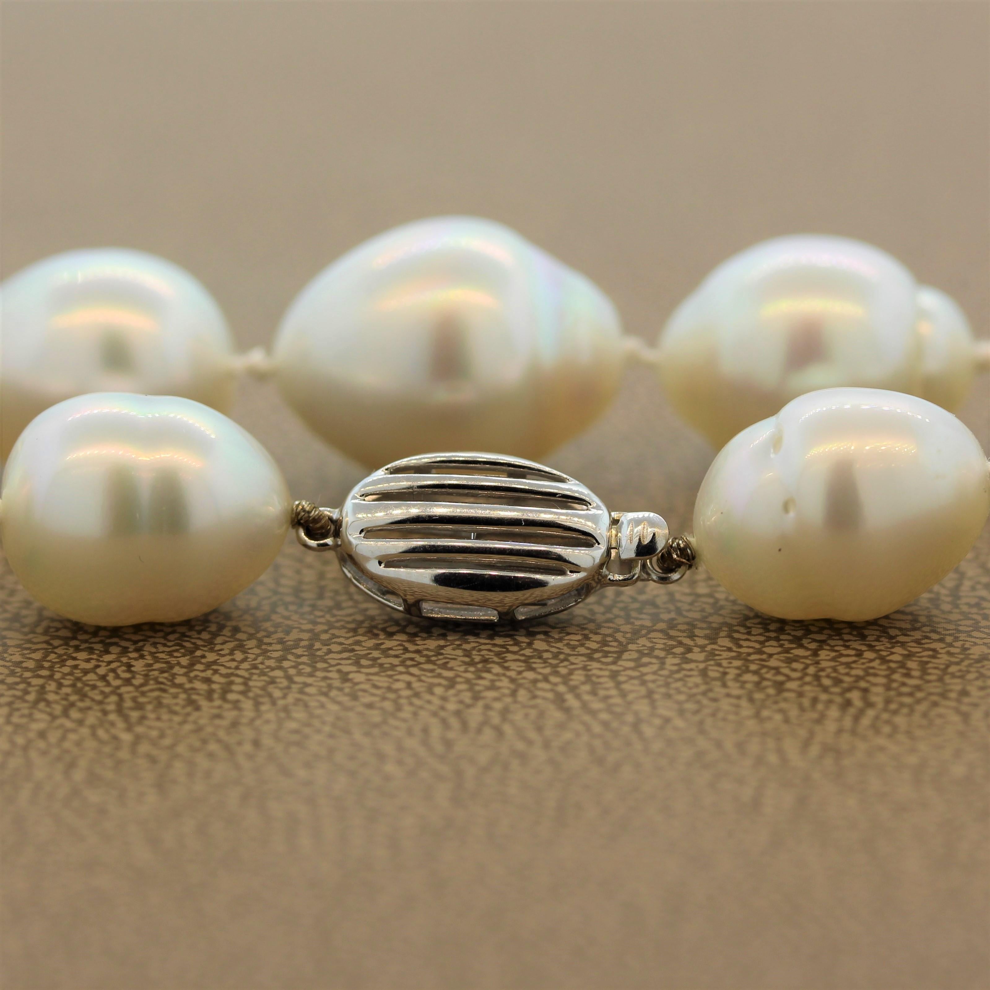 Baroque Pearl Gold Necklace For Sale 4