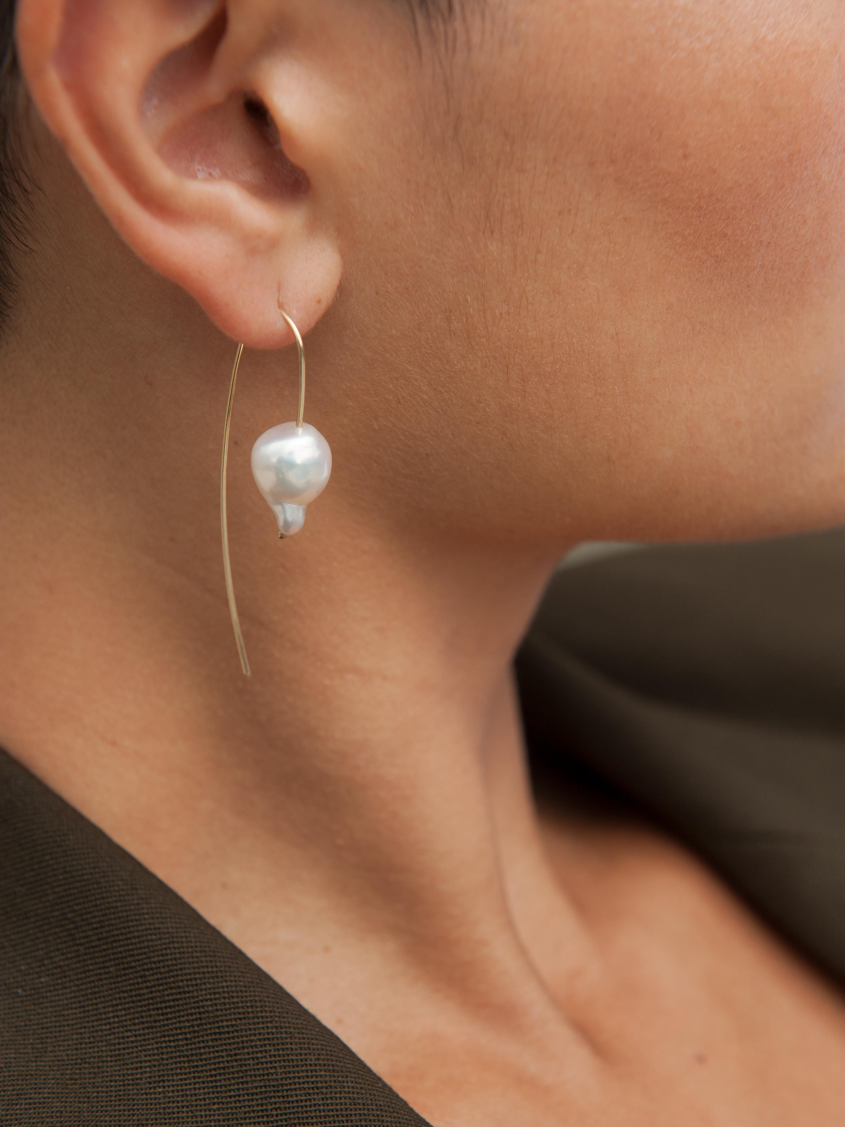 Round Cut Baroque Pearl Gold Threader Earrings
