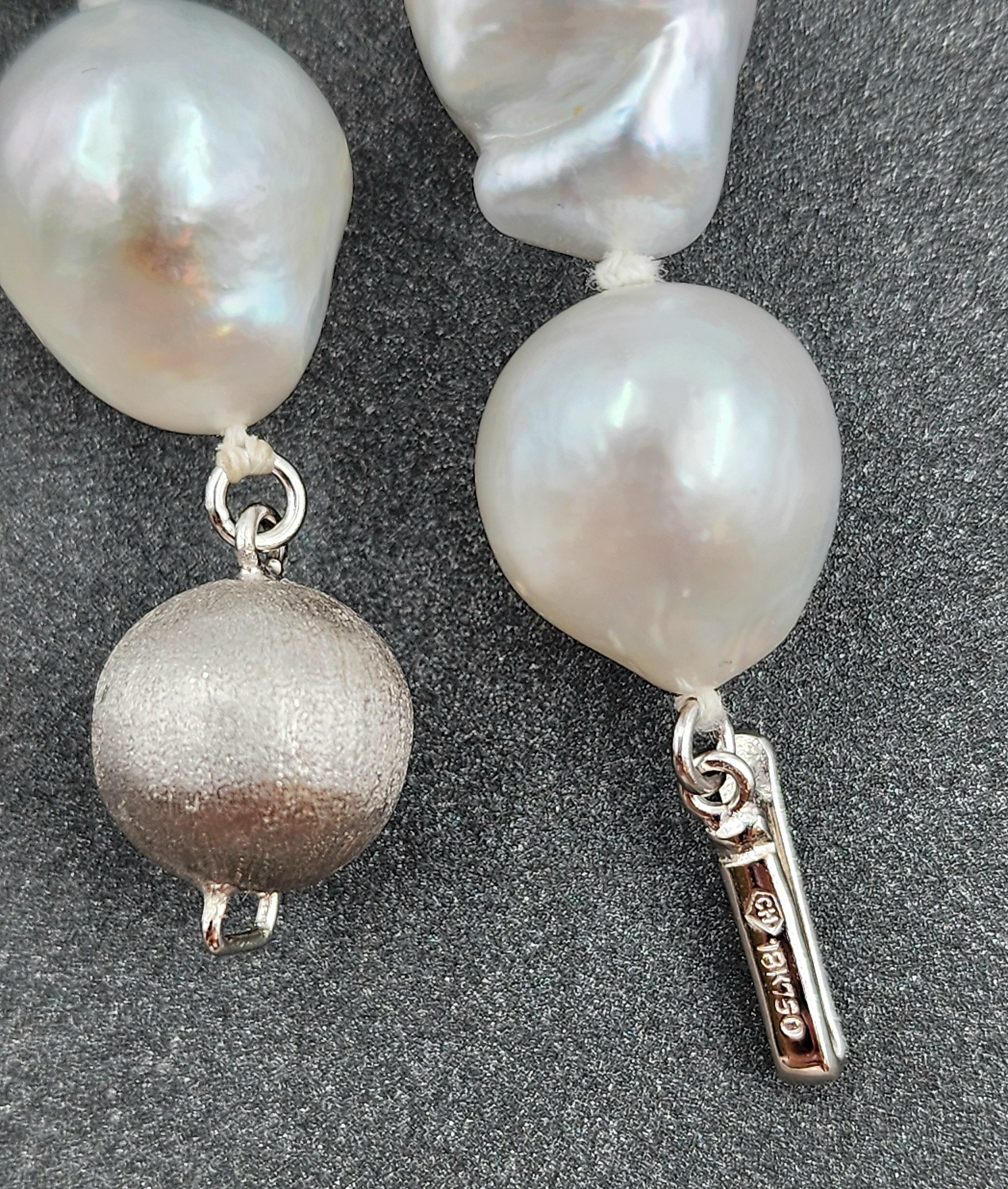 Collier perles baroques Unisexe en vente