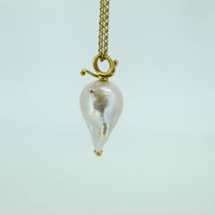 Baroque Pearl Pendant