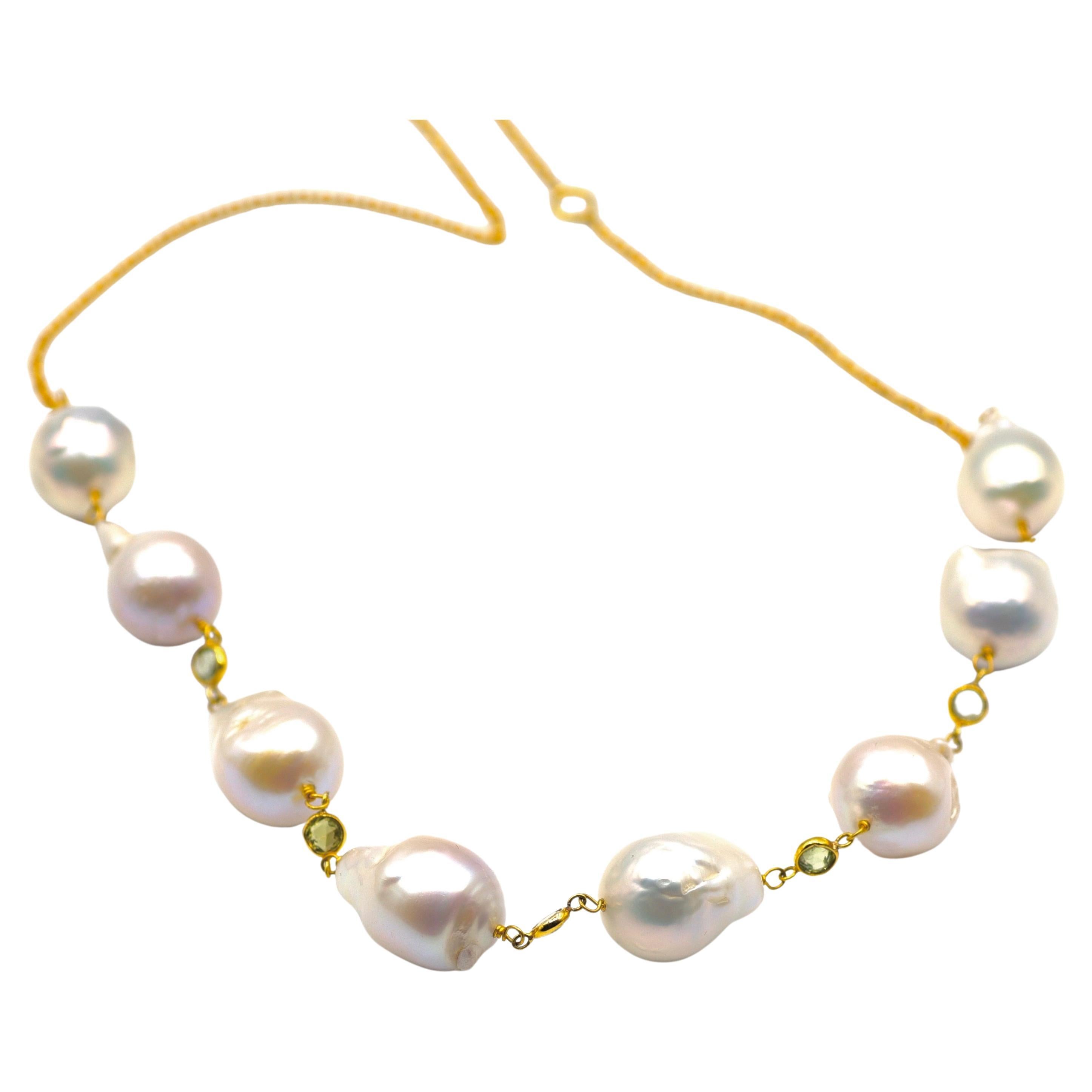 Vintage Biwa Pearl and Baroque Pearl Necklace For Sale at 1stDibs