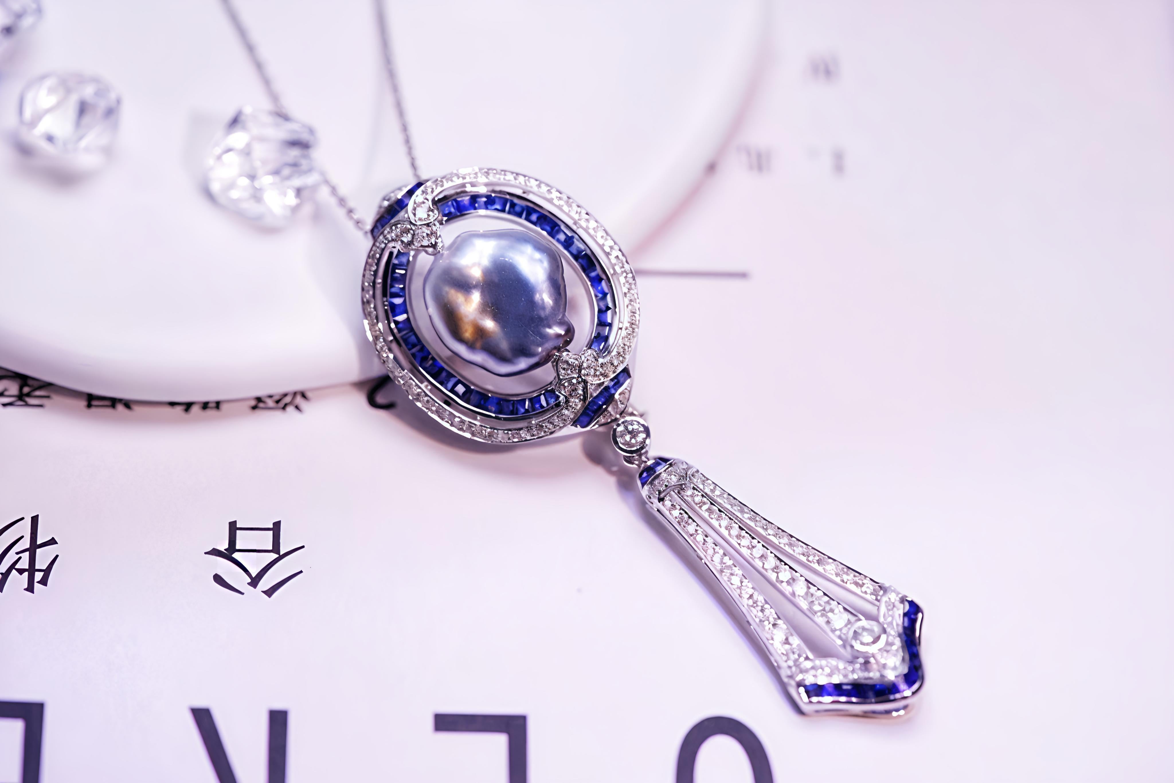 Women's or Men's 6.93 Carat Pearl Vivid Blue Sapphire and Diamond Pendant/Brooch For Sale
