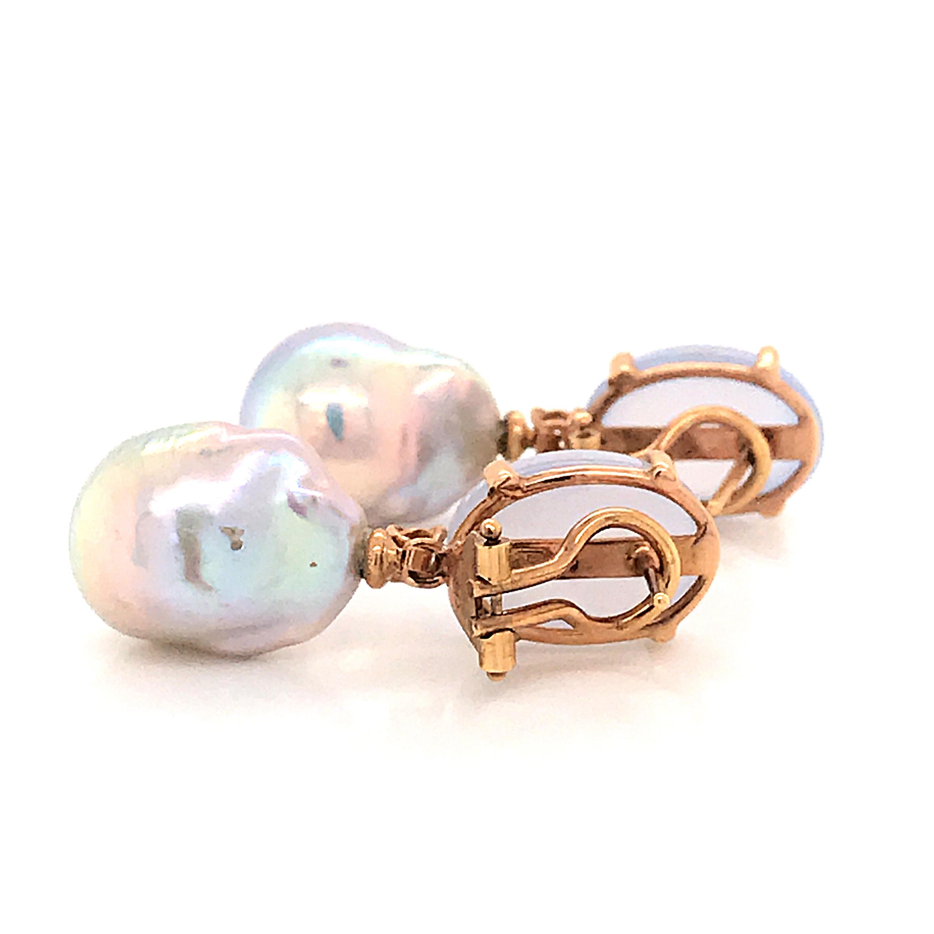 Baroque Pearl with Diamonds and Calcedony on Rose Gold 18 Karat Dangle Earrings In New Condition In Vannes, FR