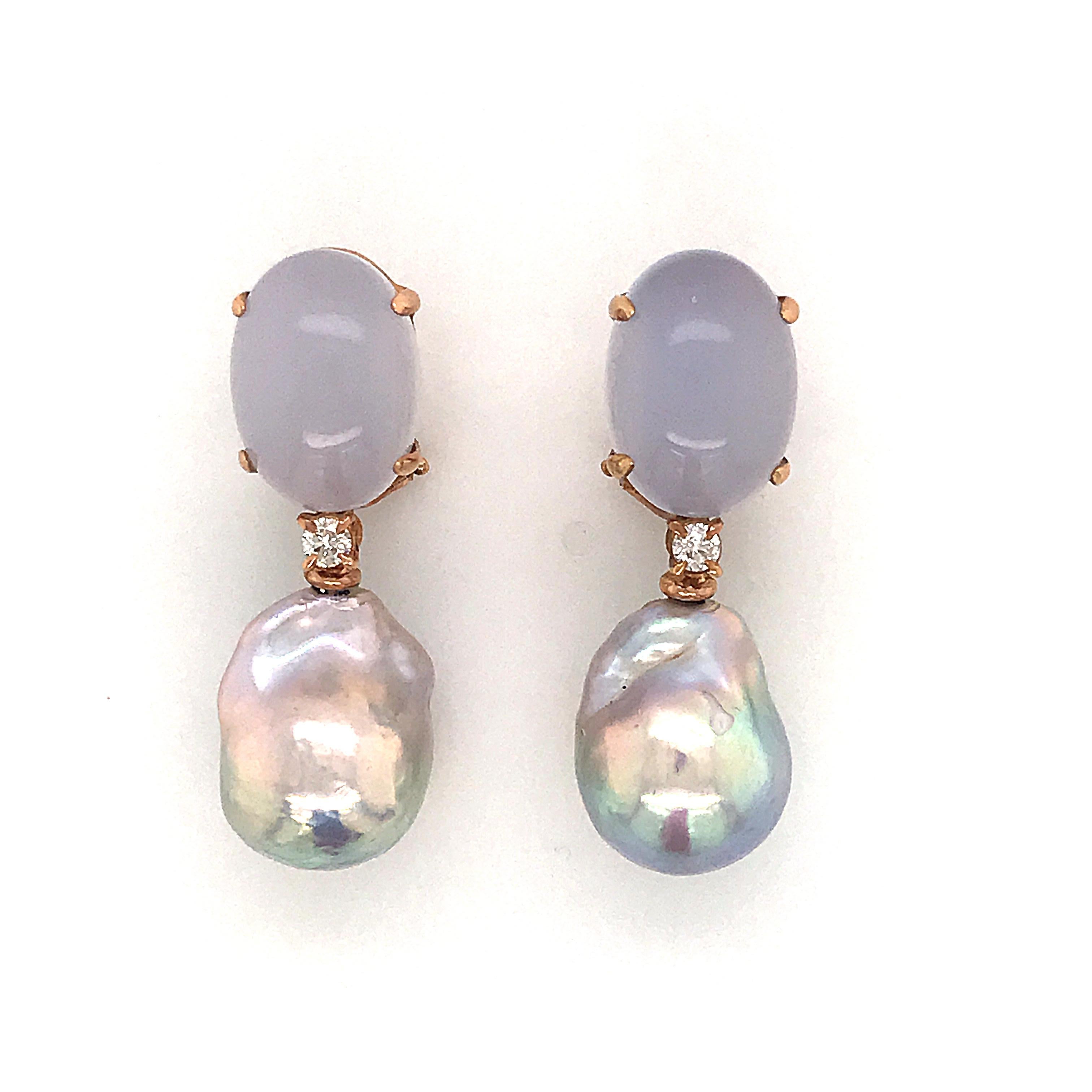 Baroque Pearl with Diamonds and Calcedony on Pink Gold 18K Dangle Earrings
2 Natural Baroque Pearl 
2 Diamonds 0.14 ct 
2 Calcedony 
Pink Gold 18 KT Weight / 5 grams
