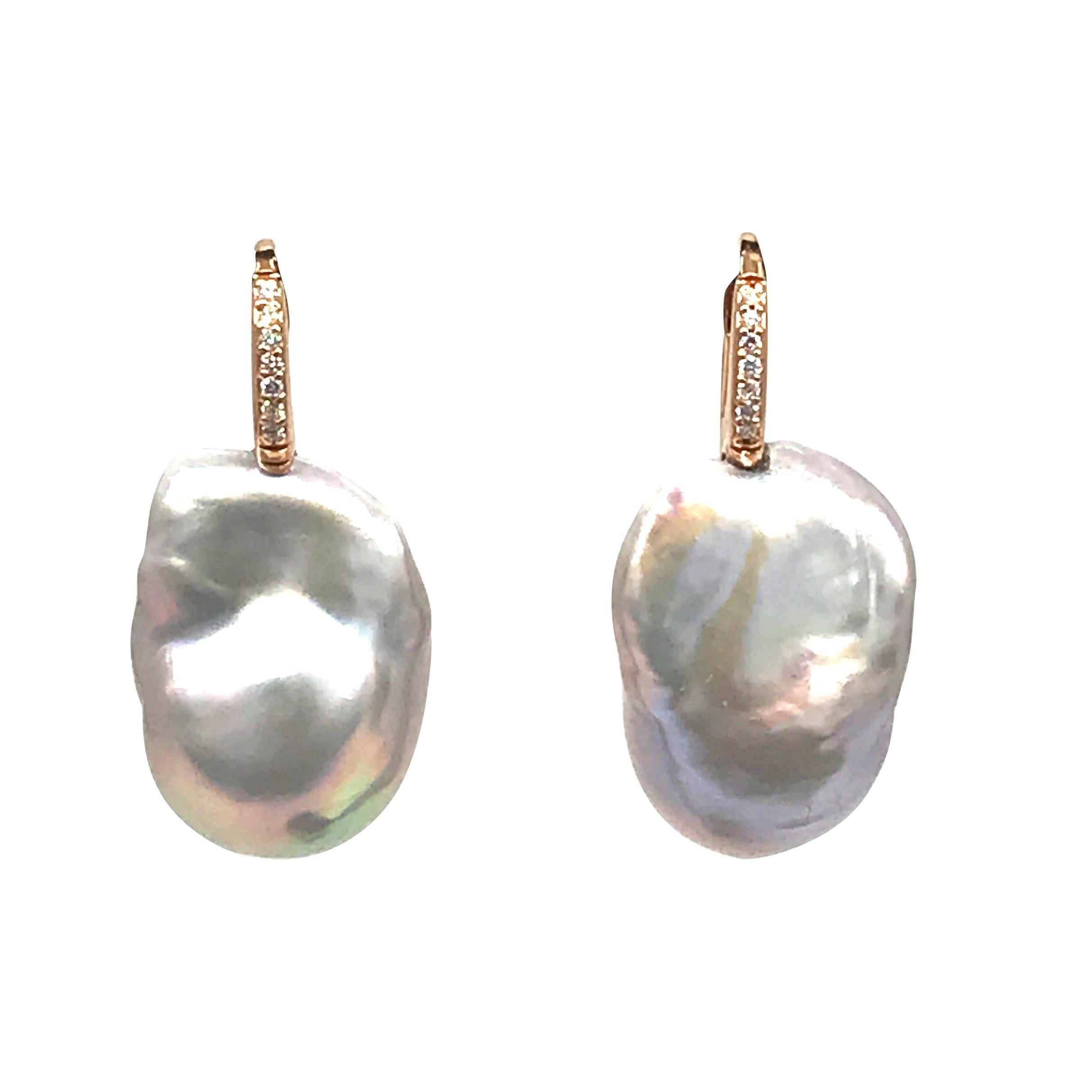 Baroque Pearl with White Diamond on Rose Gold 18 Karat Drop Earring