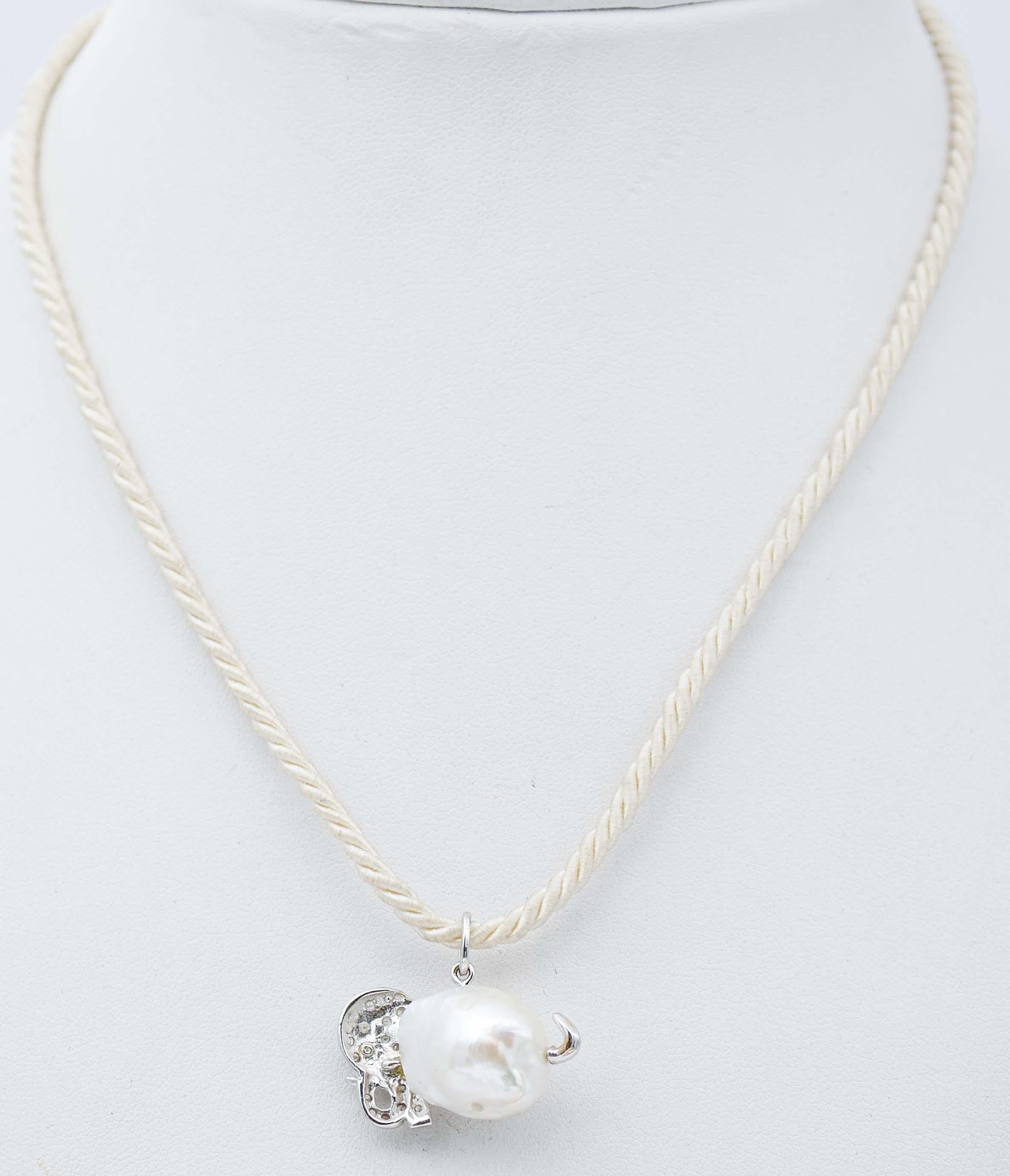 Retro Baroque Pearl, Black and White Diamonds, 14Kt White Gold Pendant Necklace For Sale