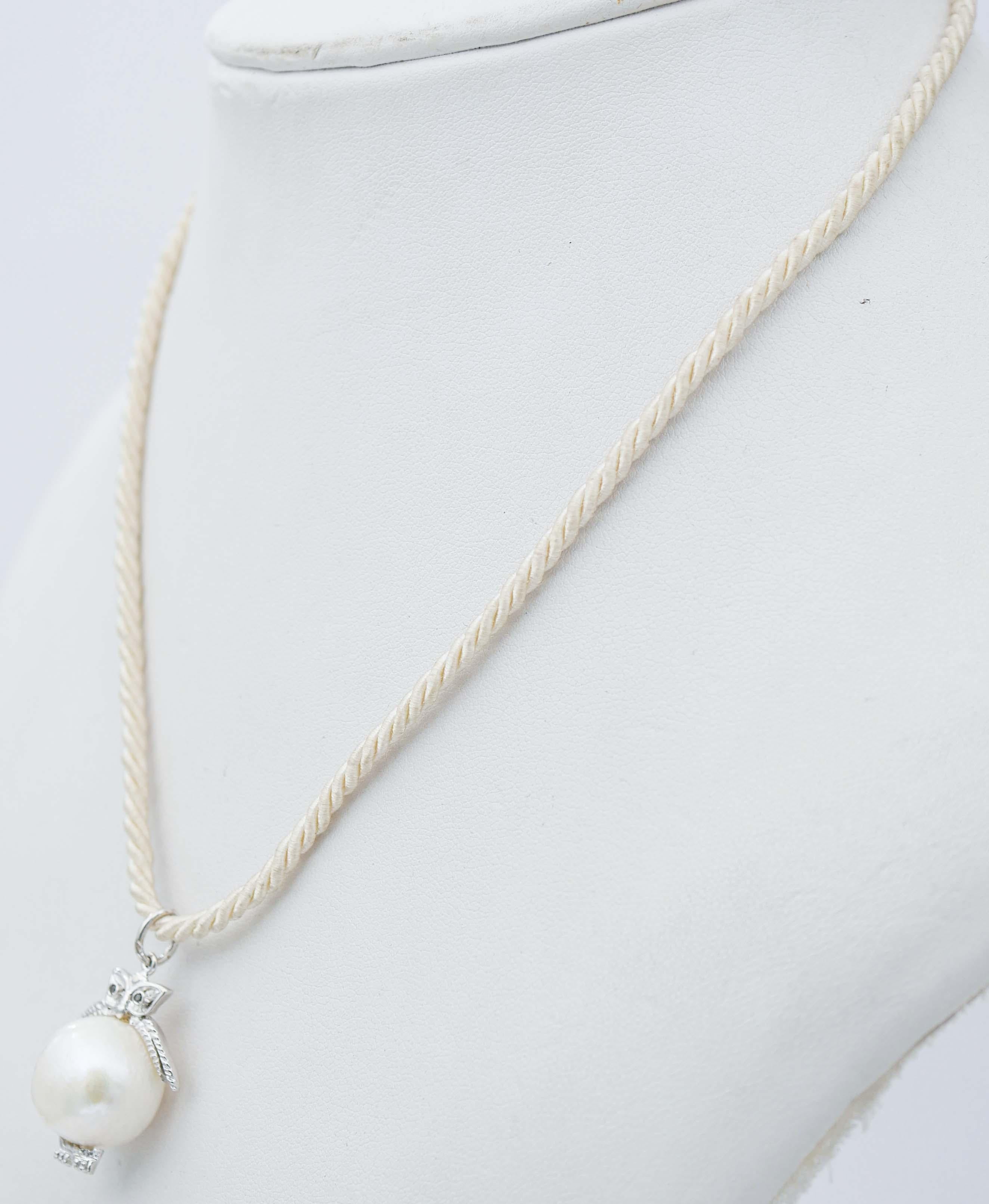 Retro Baroque Pearl, Black Diamonds, 14 Karat White Gold Owl Pendant Necklace. For Sale