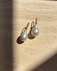 Drops Baroque Pearl and Diamond Earrings, 18K Gold 0.10cts