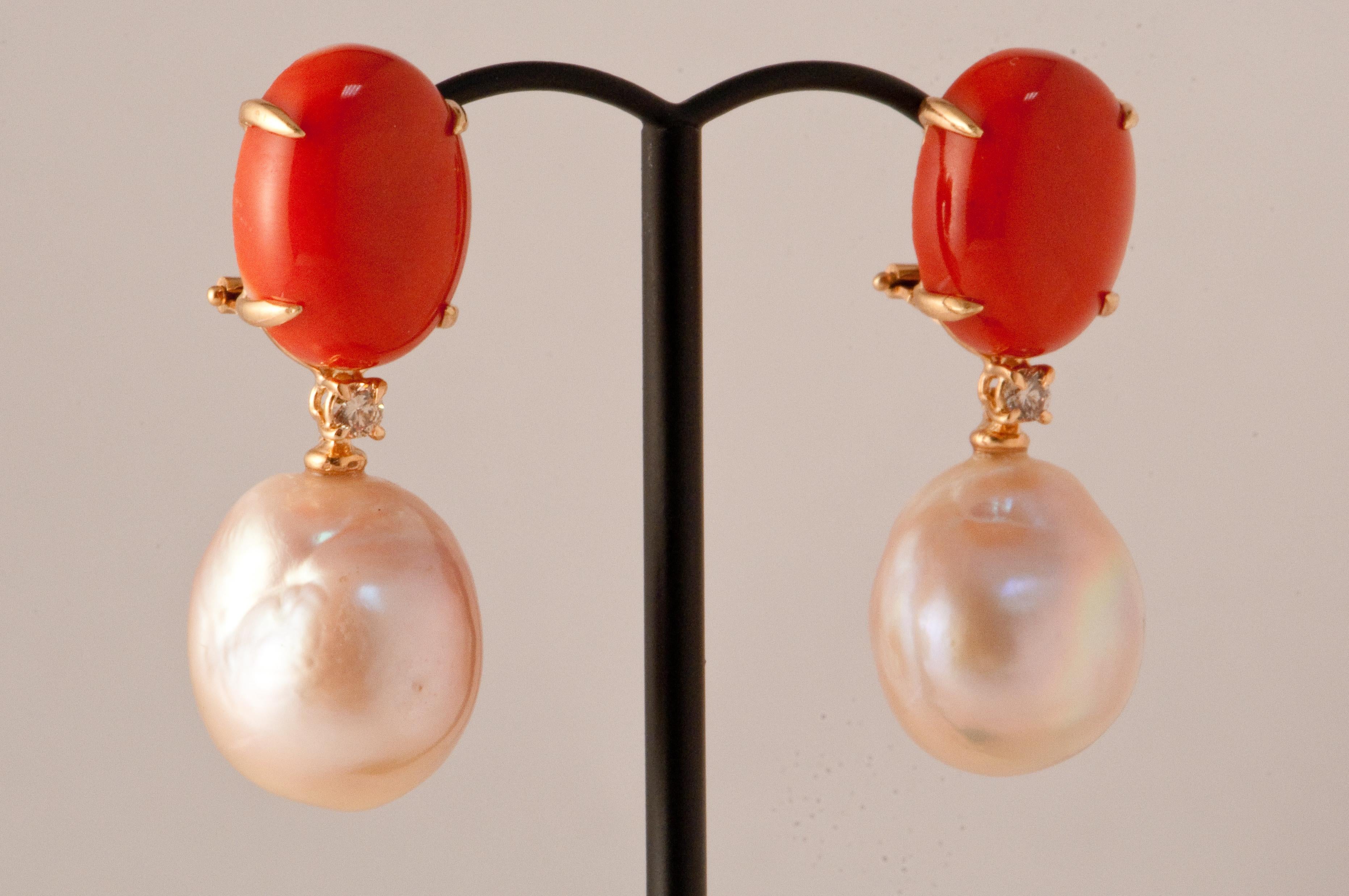Baroque Pearls Coral and Diamonds Yellow Gold Earrings. Baroque Pearls Coral Diamonds Brilliants FU 0,016 Carat Yellow Gold 18 Carat