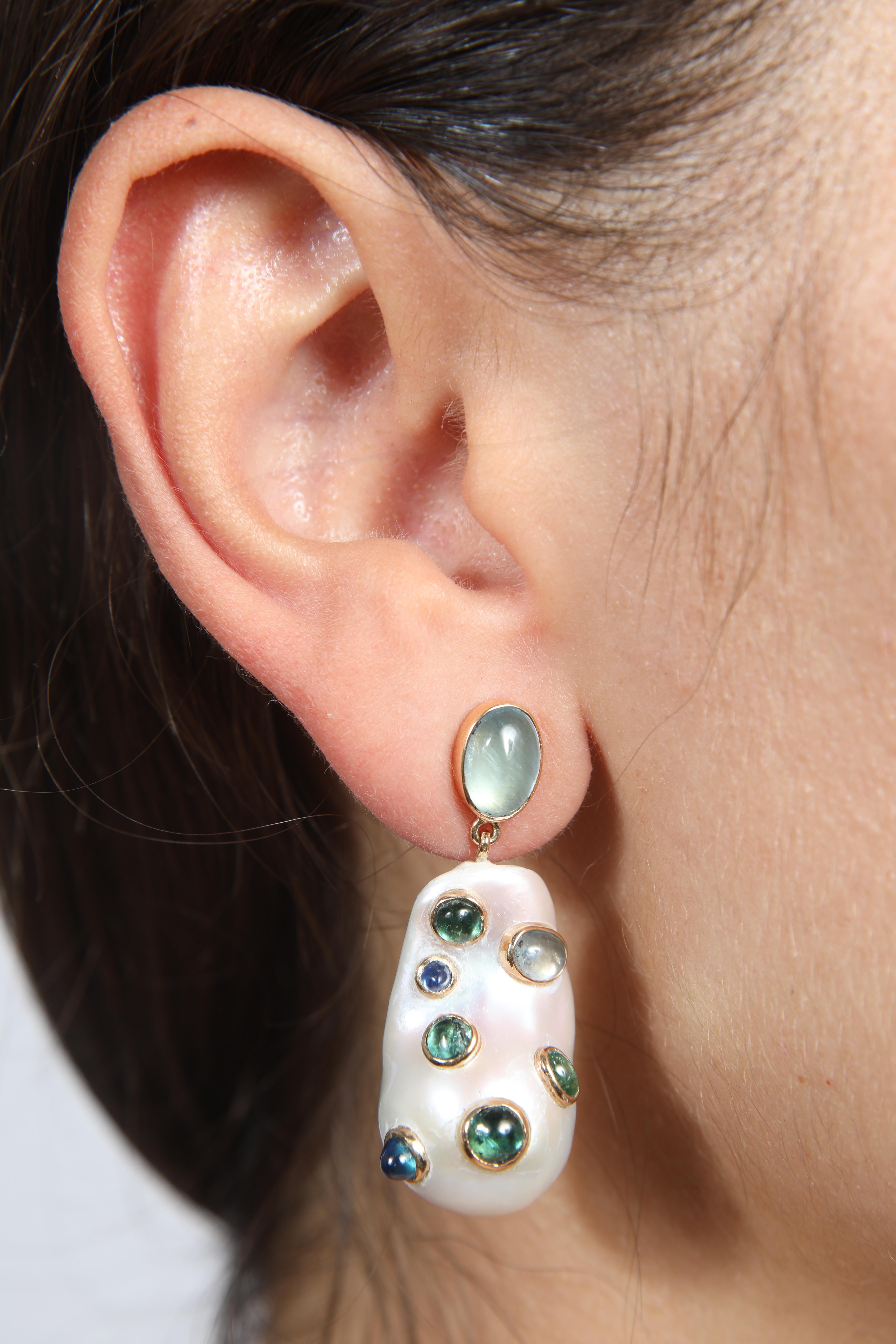Baroque Pearls Earrings Set with Aquamarine, Sapphires, Green Tourmalines In New Condition In Paris, FR