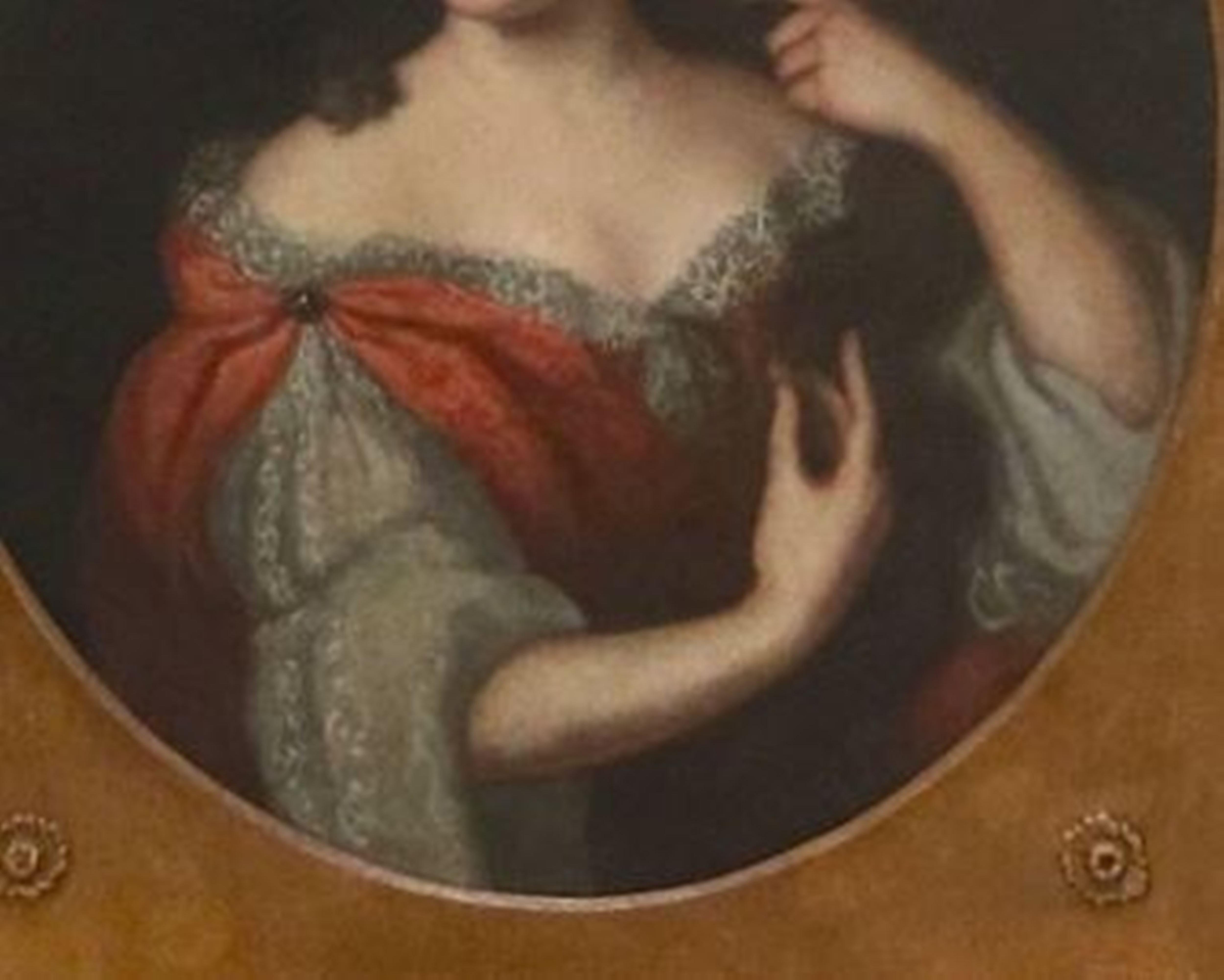 Baroque Portrait of an English Lady from the 18th Century in Gilded Frame In Good Condition In New York, NY