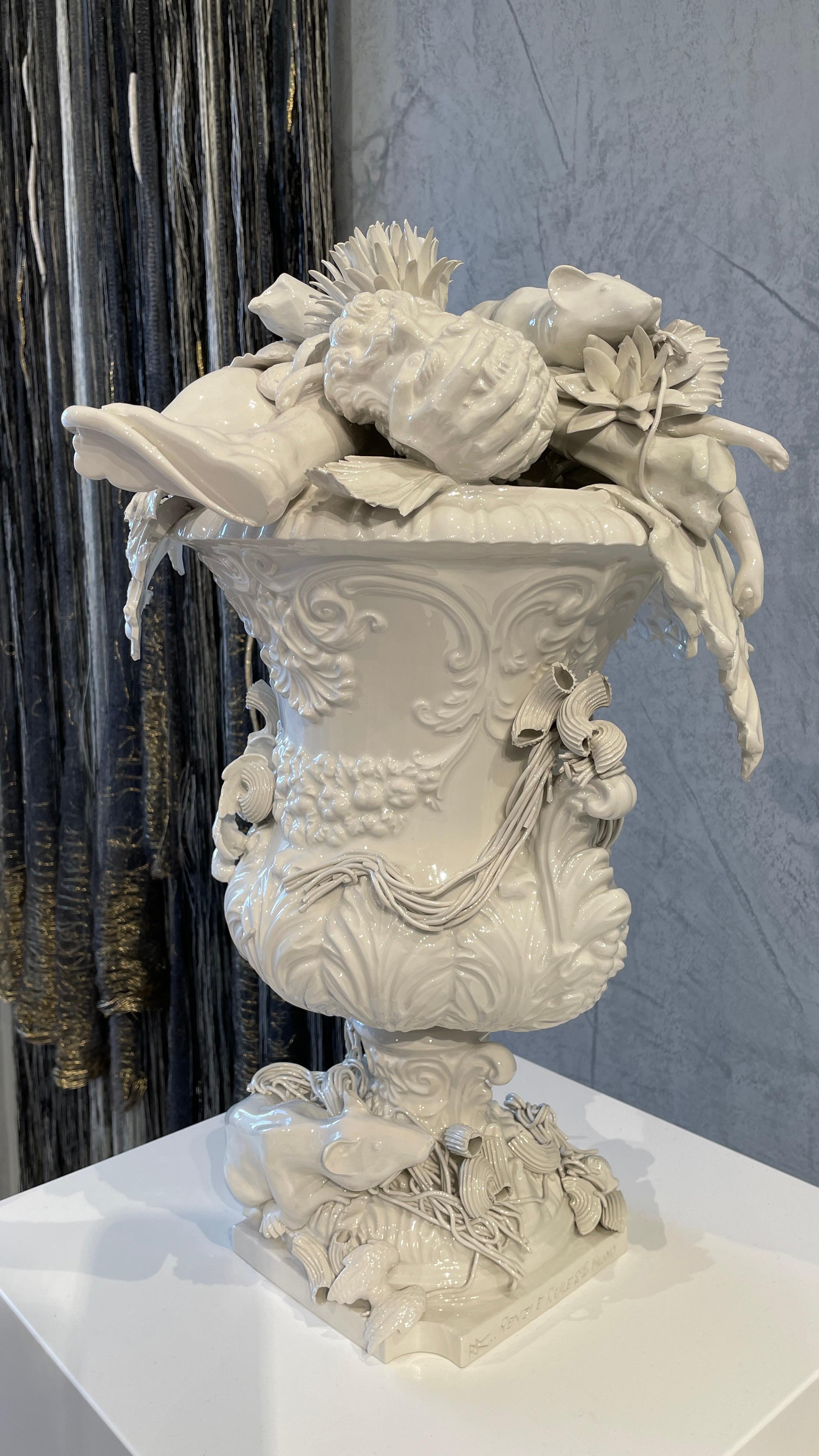 Sculpture baroque en céramique blanche de pluie émaillée en faïence contemporaine en vente 1