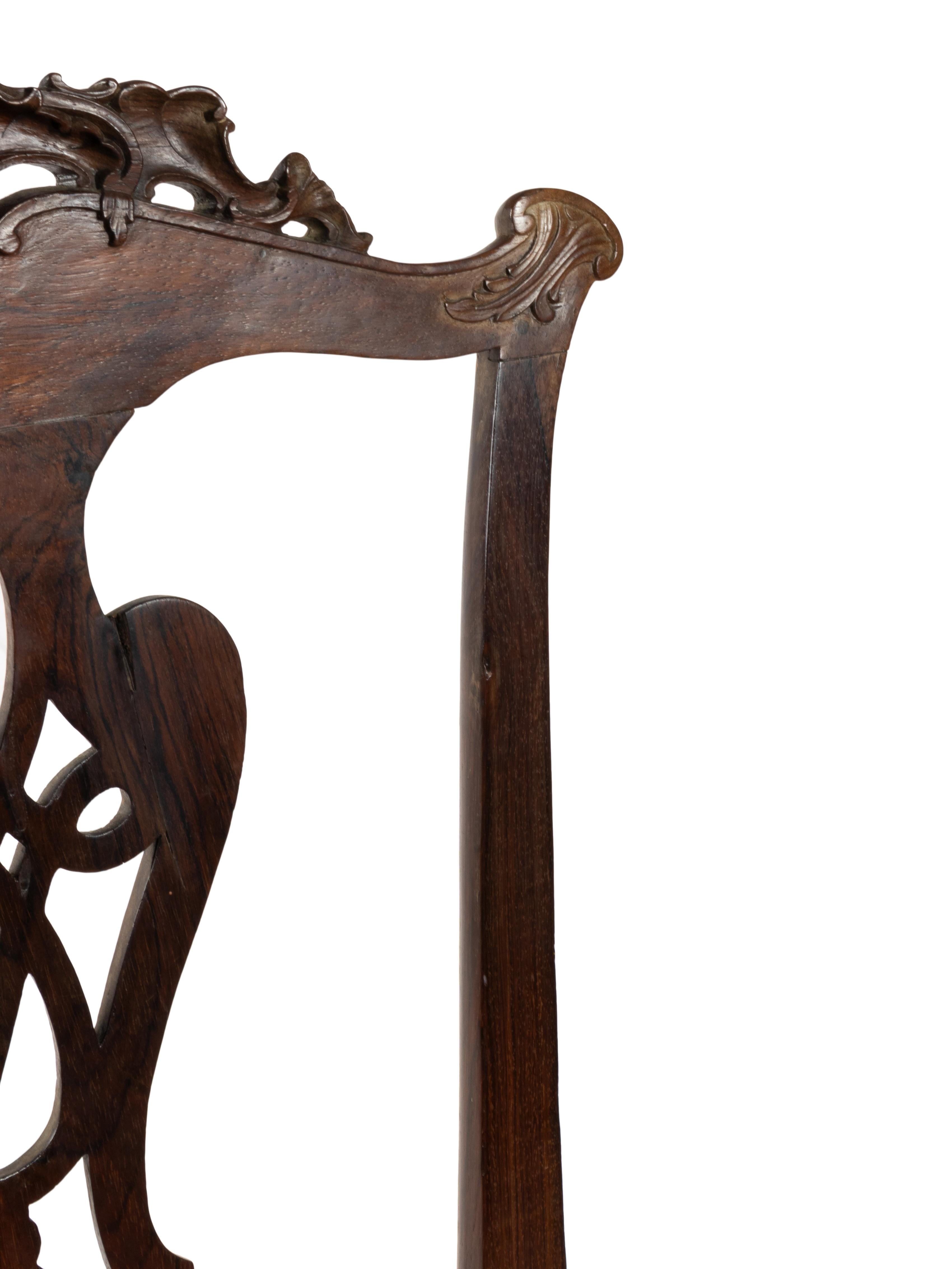 Chaise portugaise baroque en damas rouge, 18ème siècle en vente 2