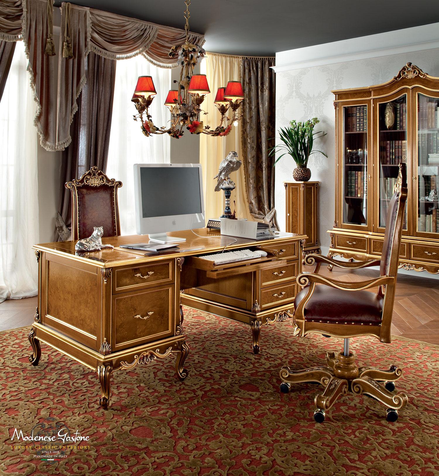 Barocker Drehstuhl aus rotem Leder im Barockstil mit Nussbaum- und Blattgoldoberflächen von Modenese (Appliqué) im Angebot