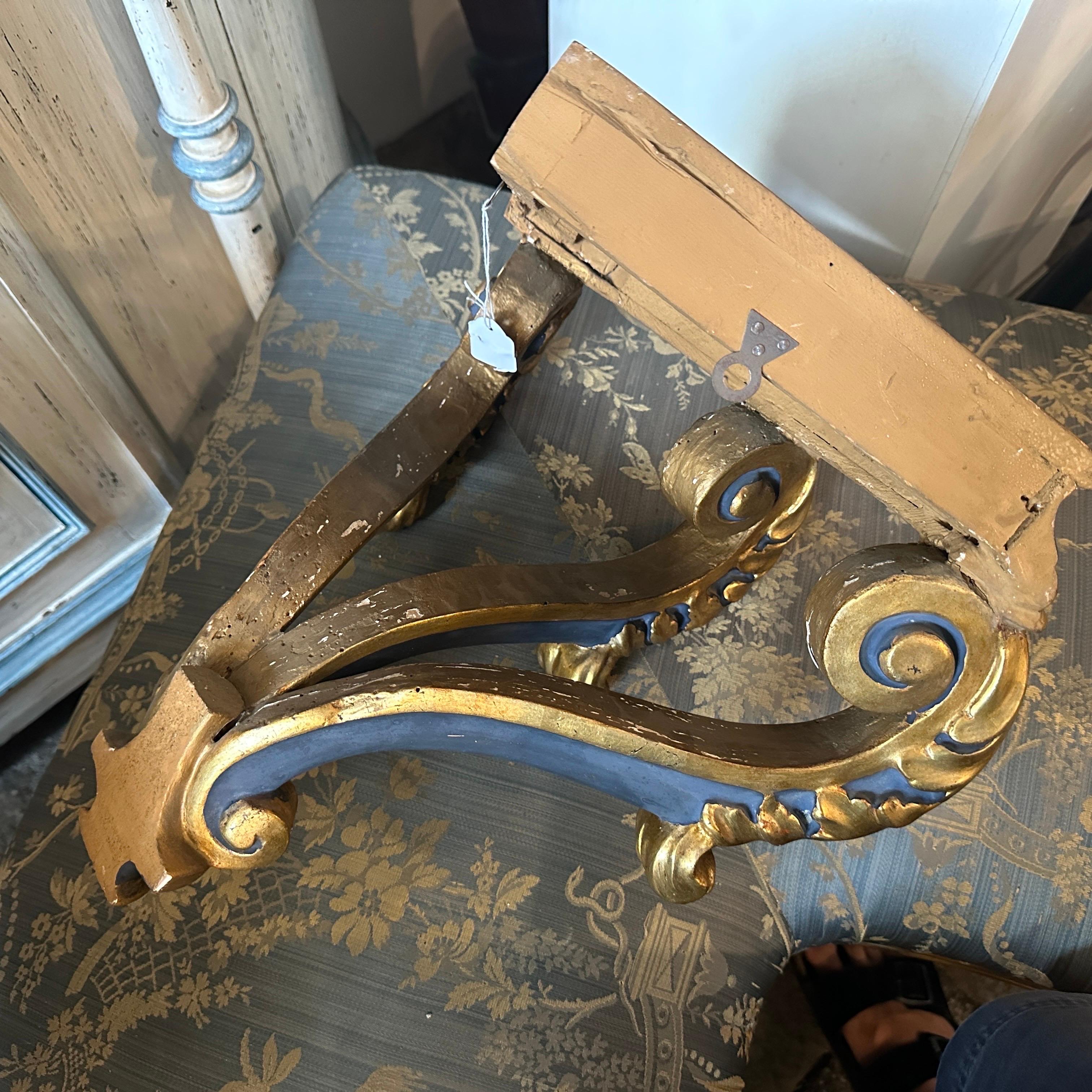 Baroque Revival Blue Lacquered and Gilded Wood Italian Corner Console Table For Sale 5