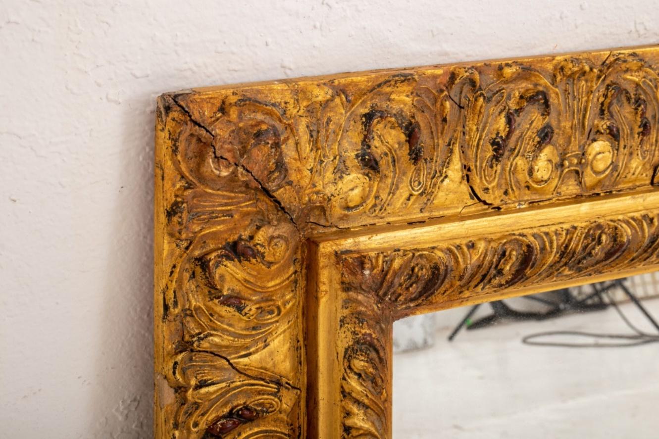 Miroir de cheminée en bois doré sculpté de style néo-baroque Bon état - En vente à New York, NY