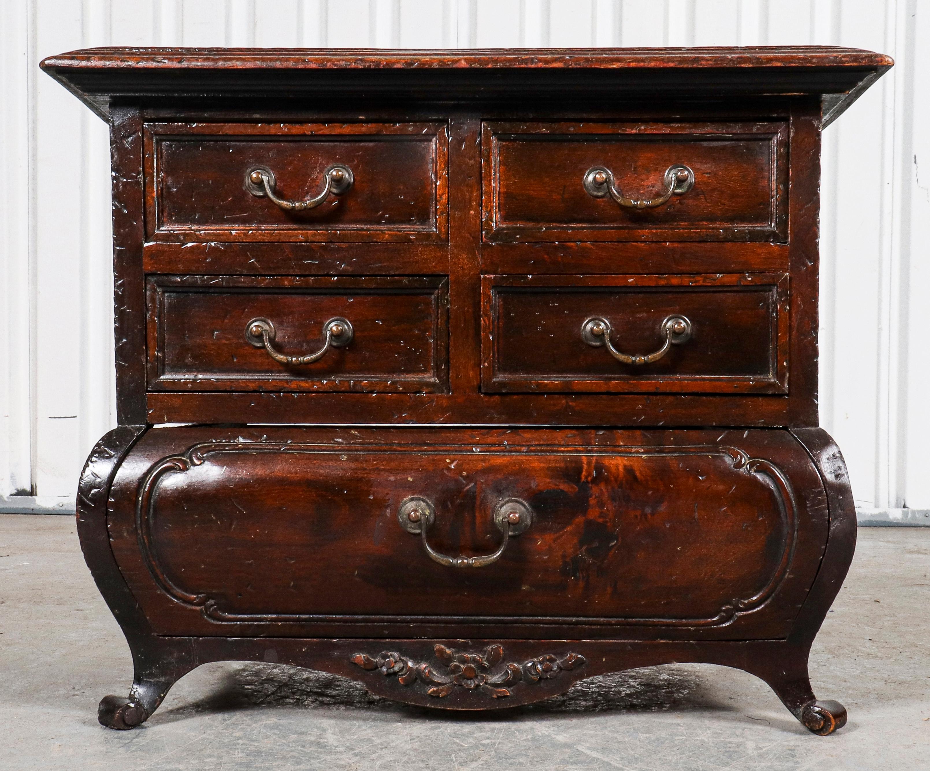 Baroque Revival Diminutive Chest of Drawers In Good Condition In New York, NY