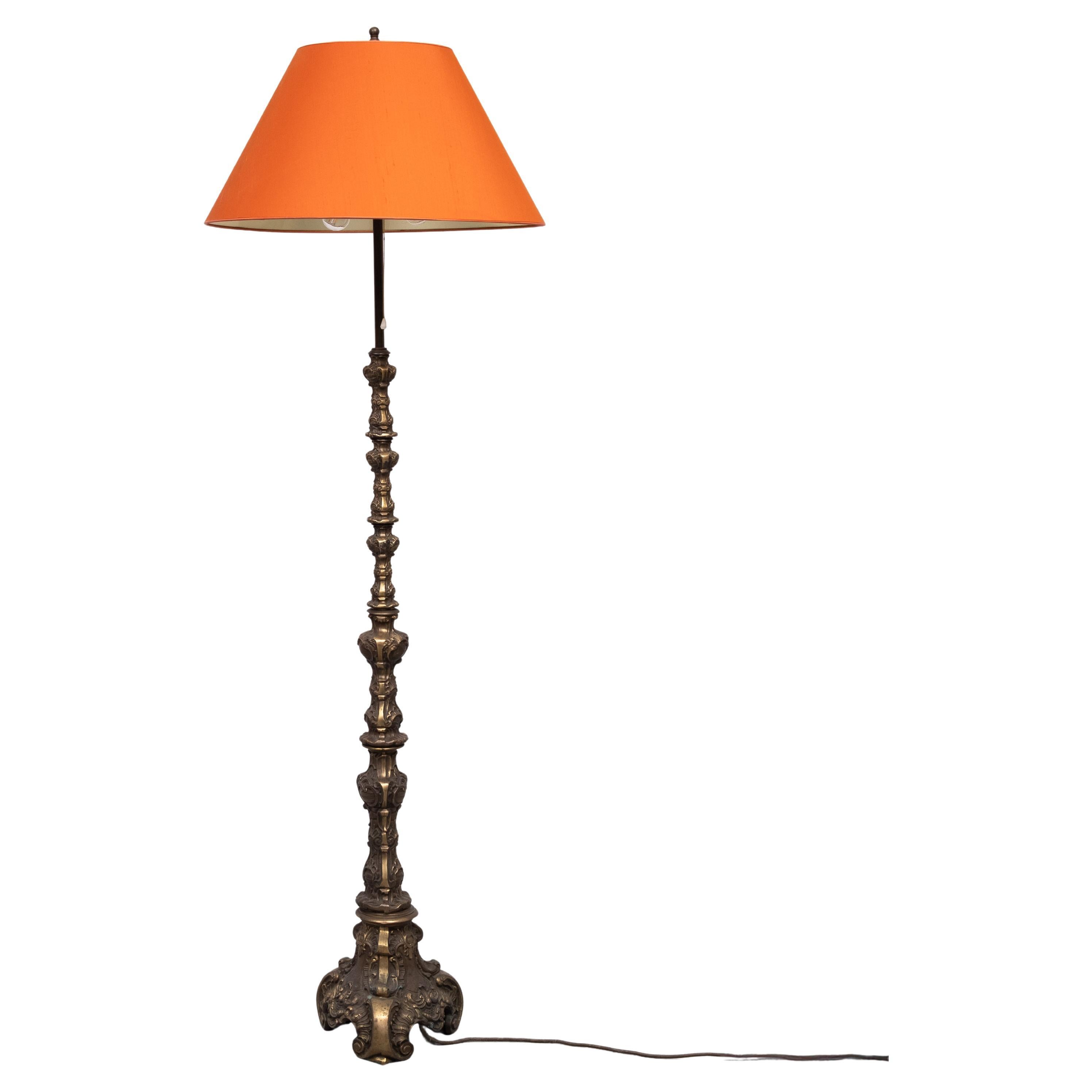Lampadaire baroque Revive en laiton massif France années 1950