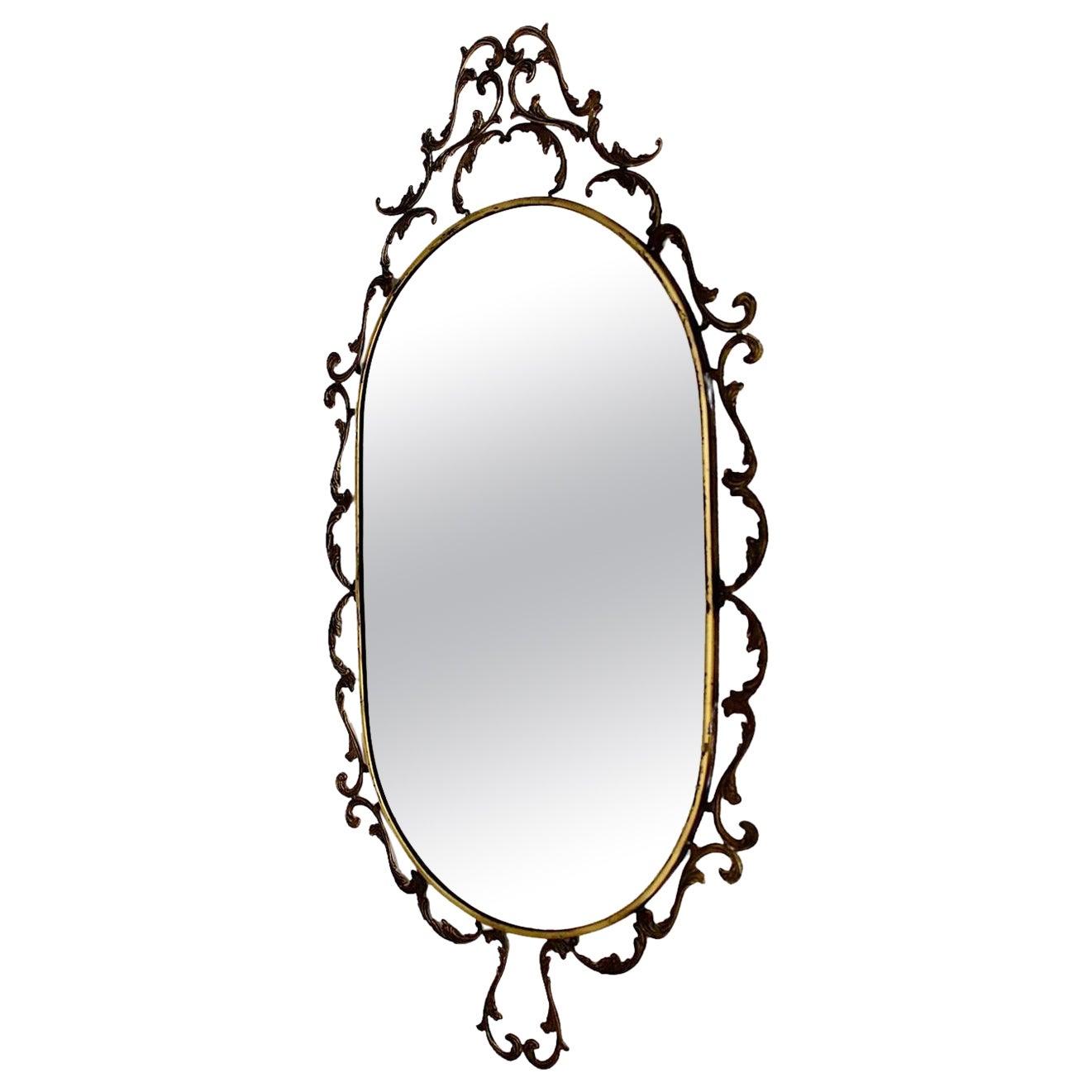 Miroir mural ovale vintage en laiton de style néo-baroque, Italie, années 1960