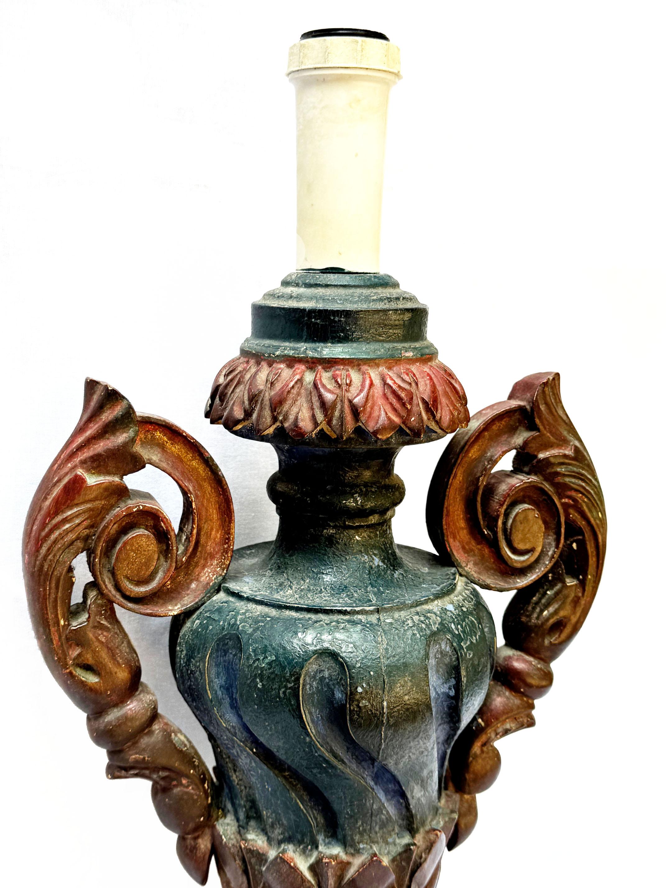 Bois Lampe de table néo-baroque, vers 1960 en vente
