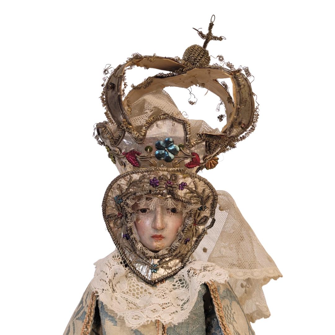 Baroque Sculpture baroque Image habillée Vierge Marie couronnée, Vierge Reine Spain en vente