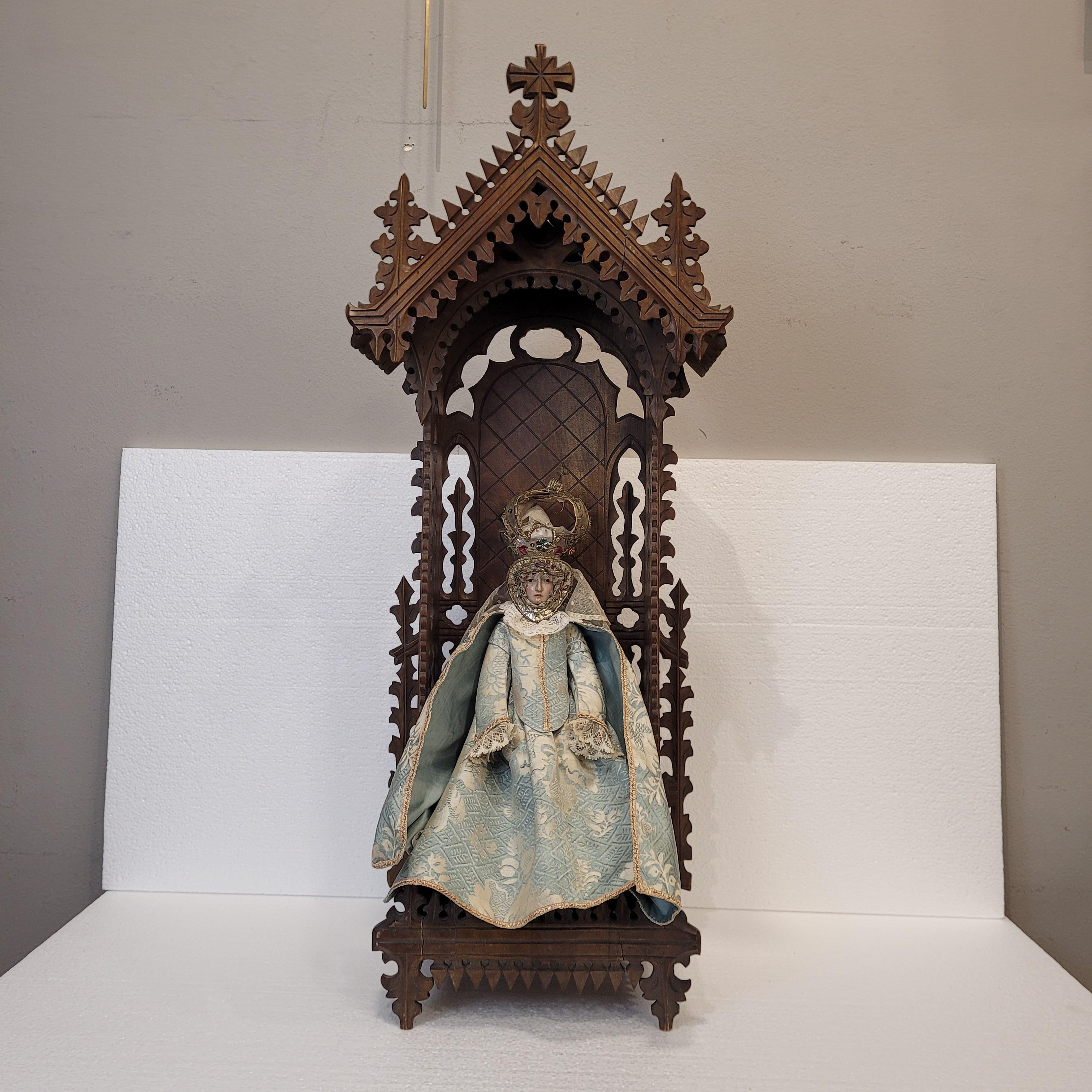 Espagnol Sculpture baroque Image habillée Vierge Marie couronnée, Vierge Reine Spain en vente