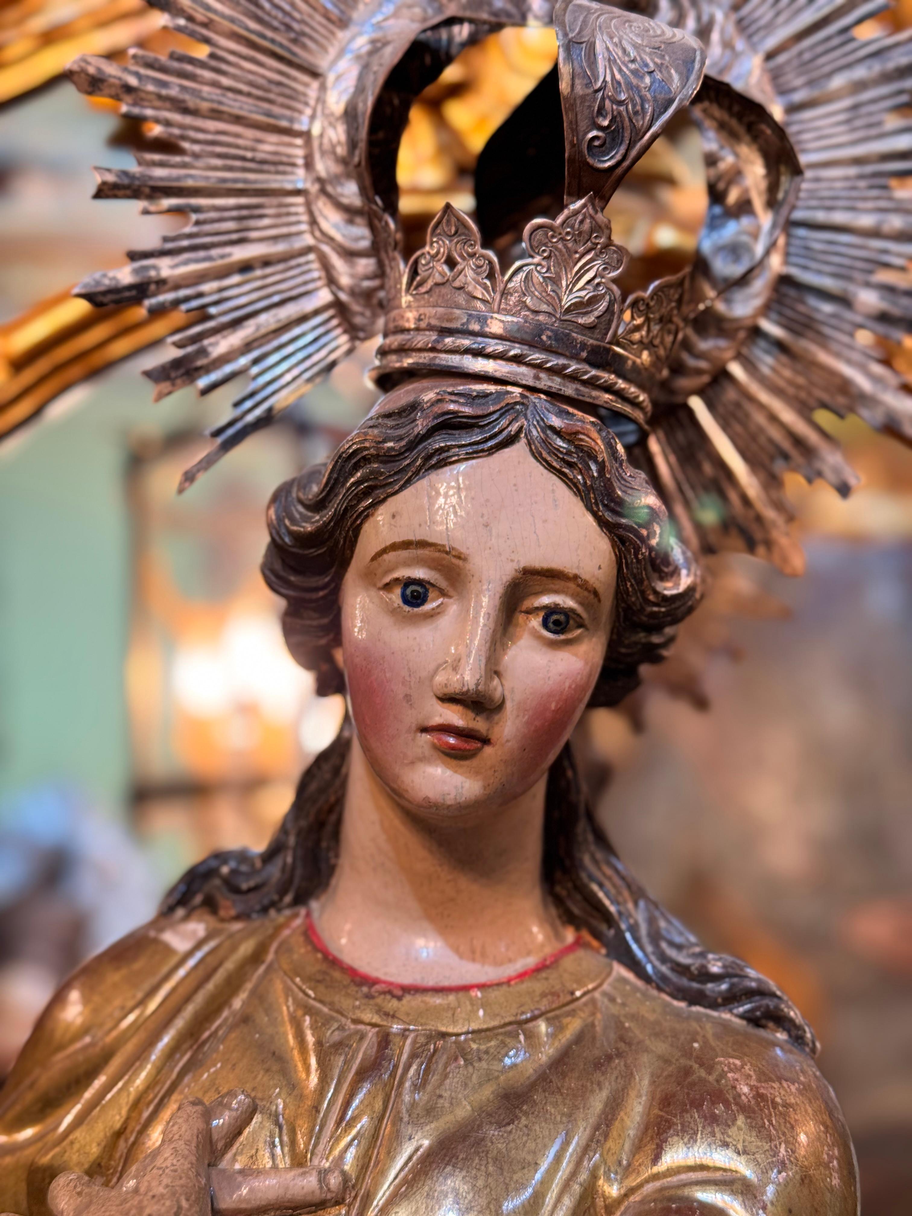 Barocke Skulptur aus polychromem und vergoldetem Holz der Unbefleckten Jungfrau, Spanien im Angebot 3