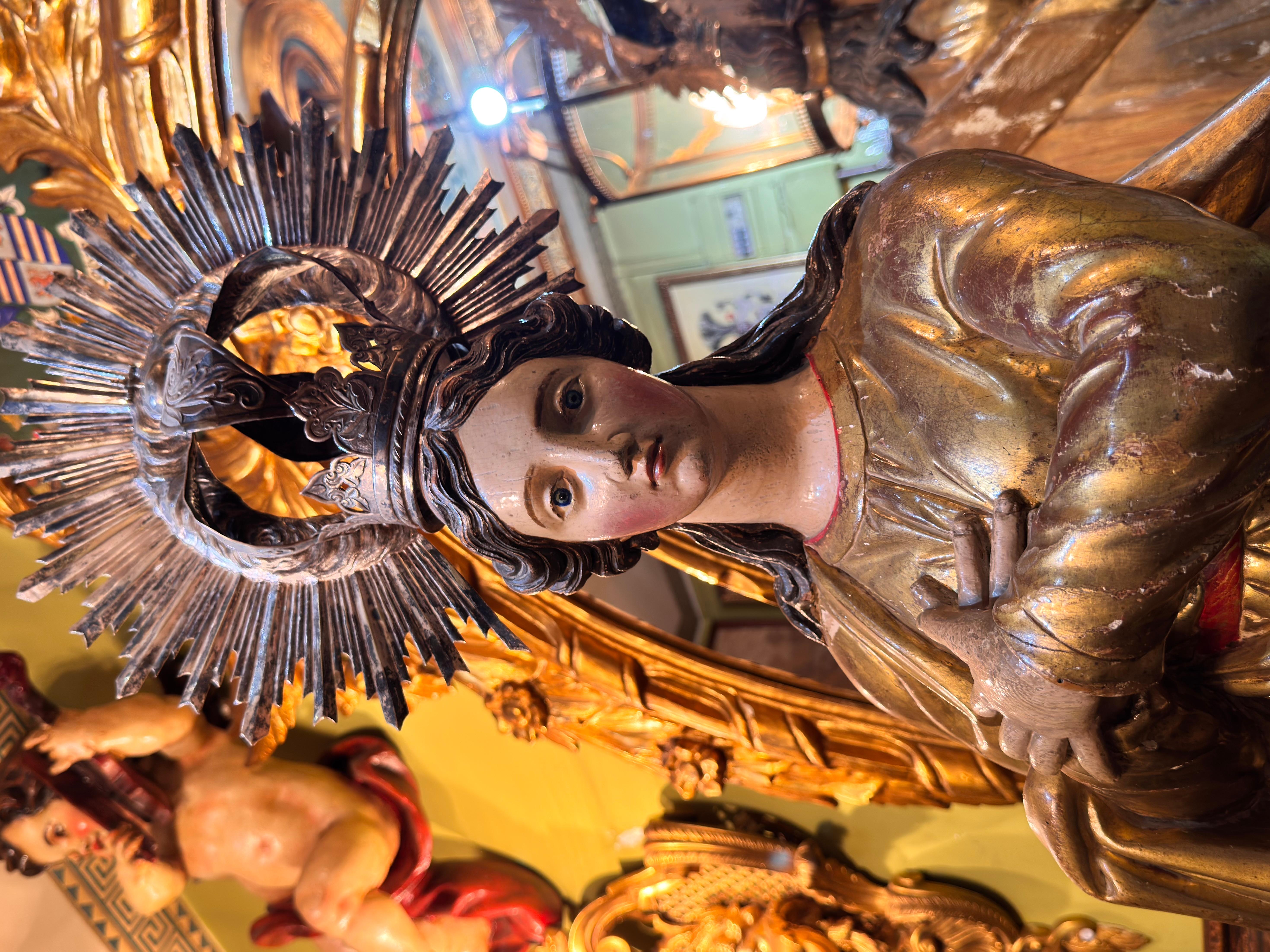 Barocke Skulptur aus polychromem und vergoldetem Holz der Unbefleckten Jungfrau, Spanien im Angebot 2