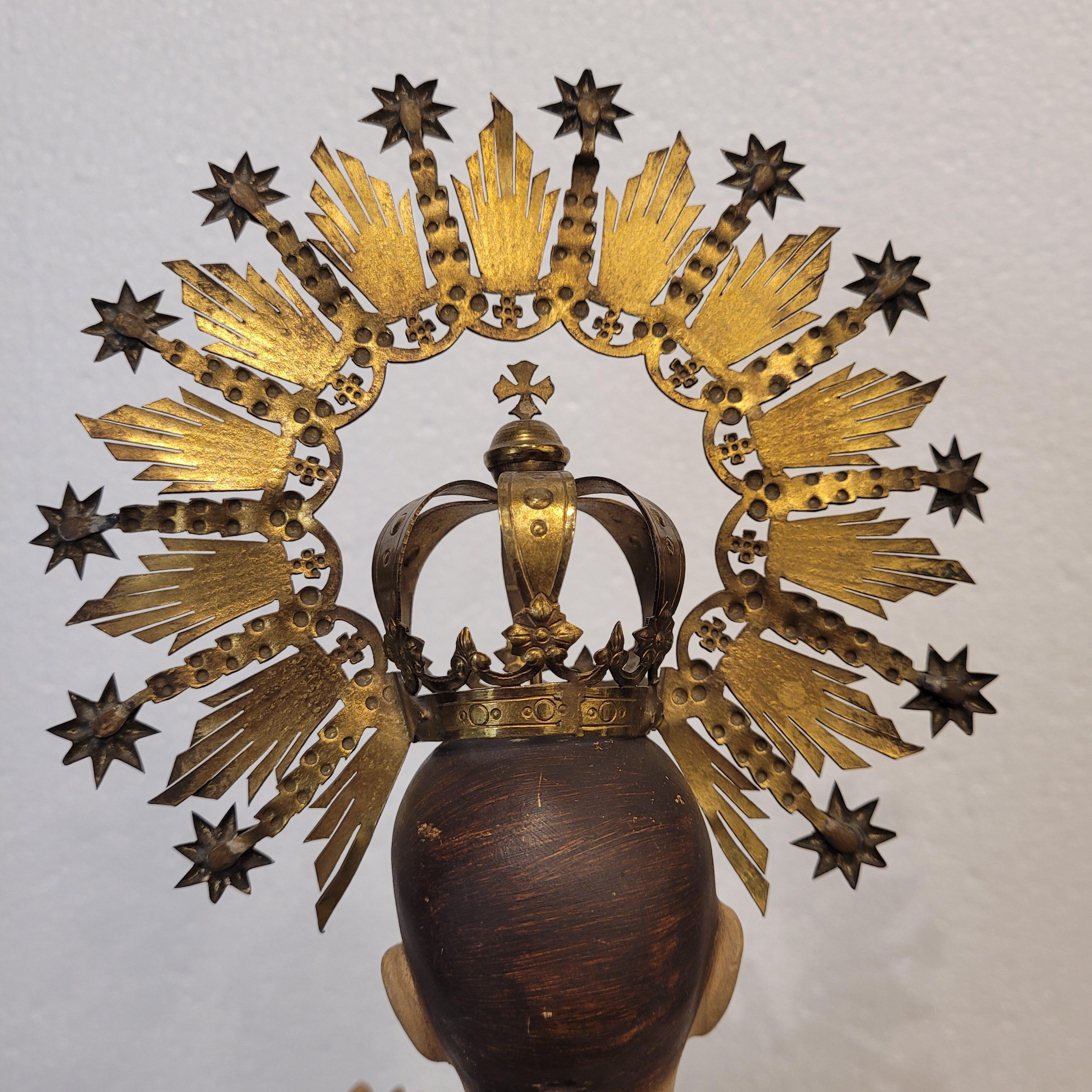 Sculpture baroque de la Vierge avec une couronne en bois, Espagne en vente 6