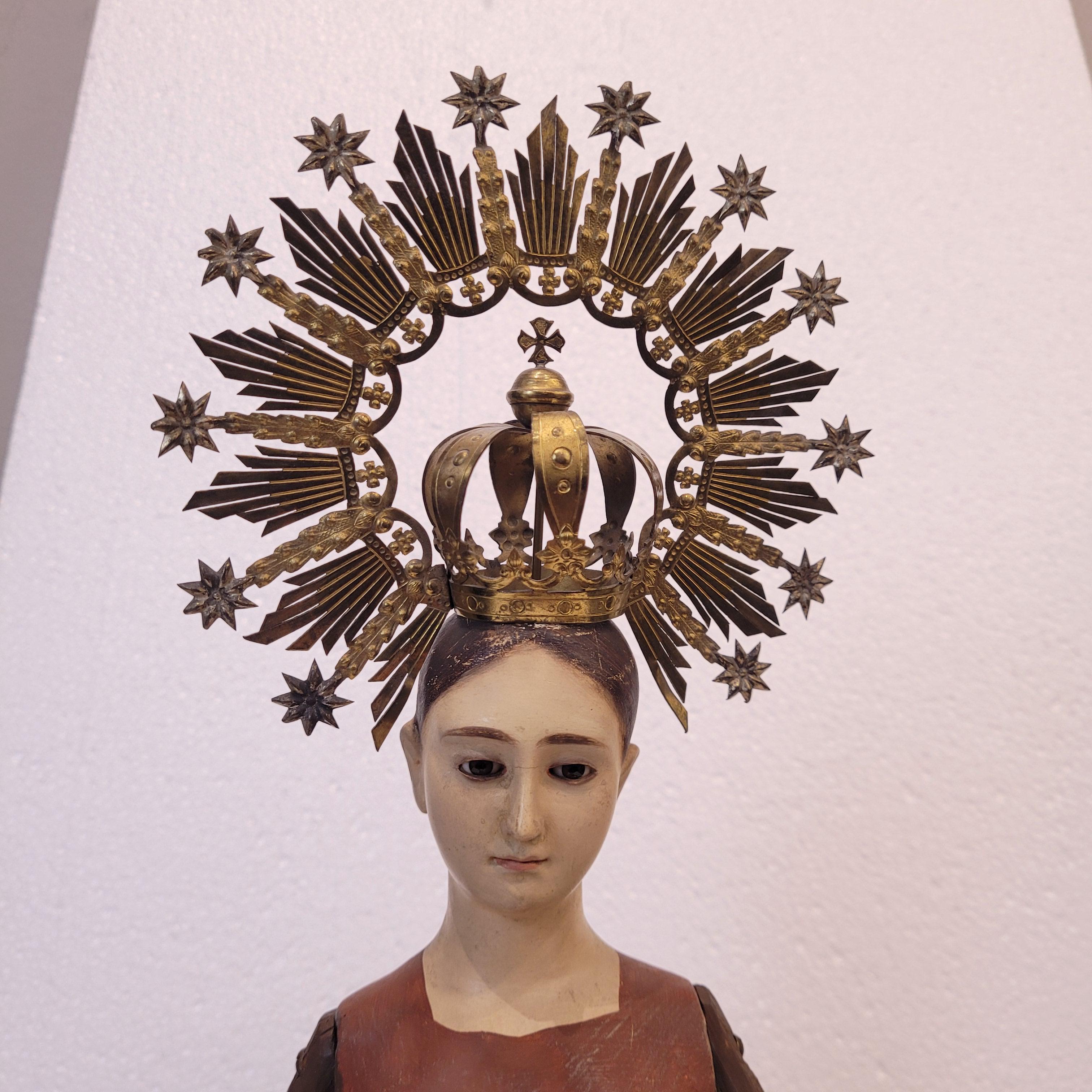 Sculpture baroque de la Vierge avec une couronne en bois, Espagne Bon état - En vente à Valladolid, ES