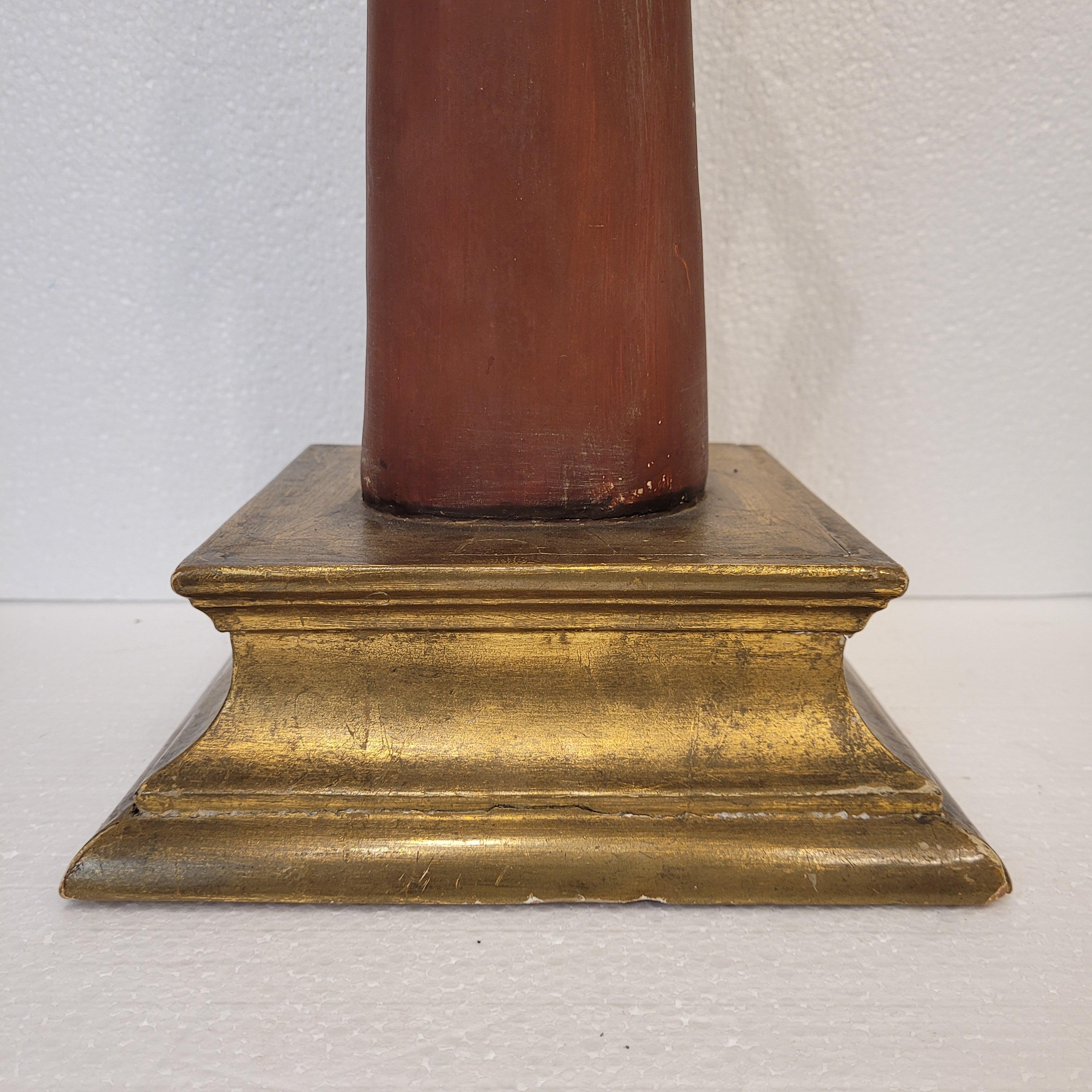 Laiton Sculpture baroque de la Vierge avec une couronne en bois, Espagne en vente