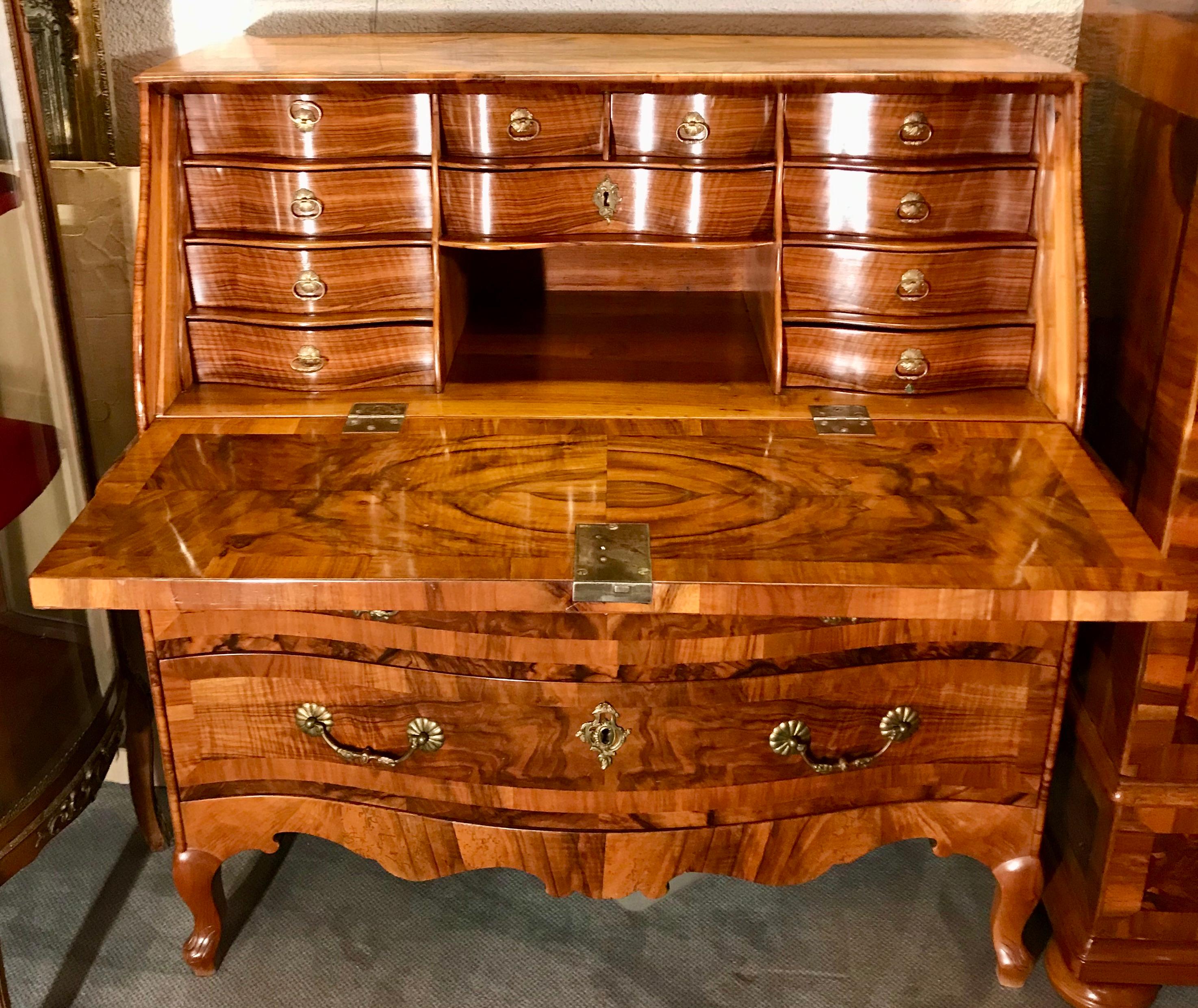 Baroque Secretaire, Bern ‘Switzerland’ 1750, Attribute to Mathaeus Funk For Sale 7