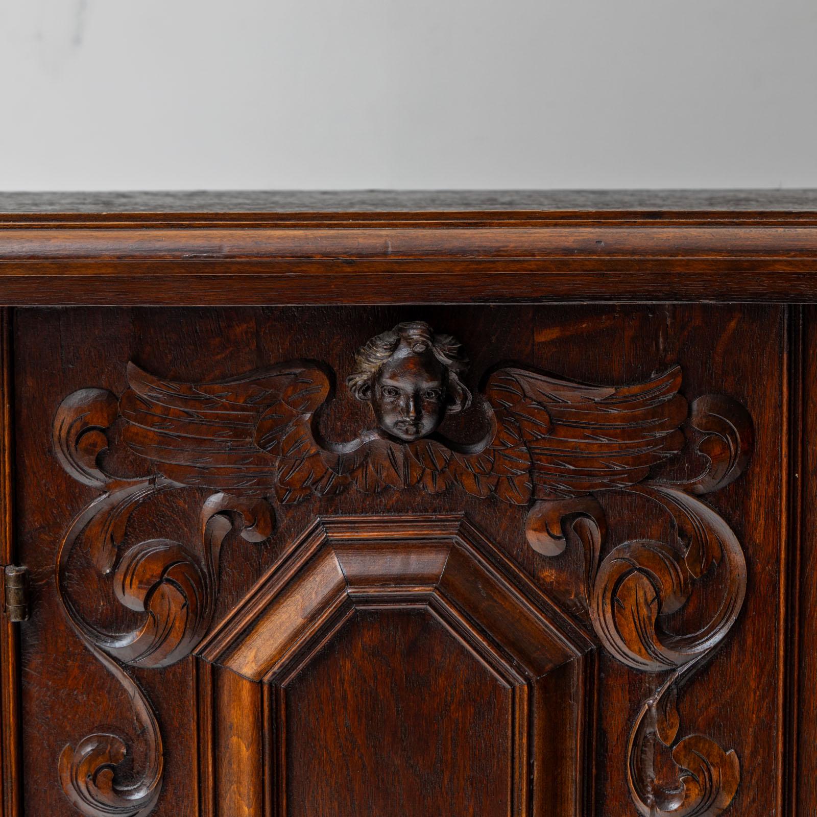 Barock-Sideboard, frühes 18. Jahrhundert im Zustand „Gut“ im Angebot in Greding, DE