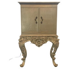 Mueble Bar Barroco Ecléctico con Base Efecto Plata, Años 80