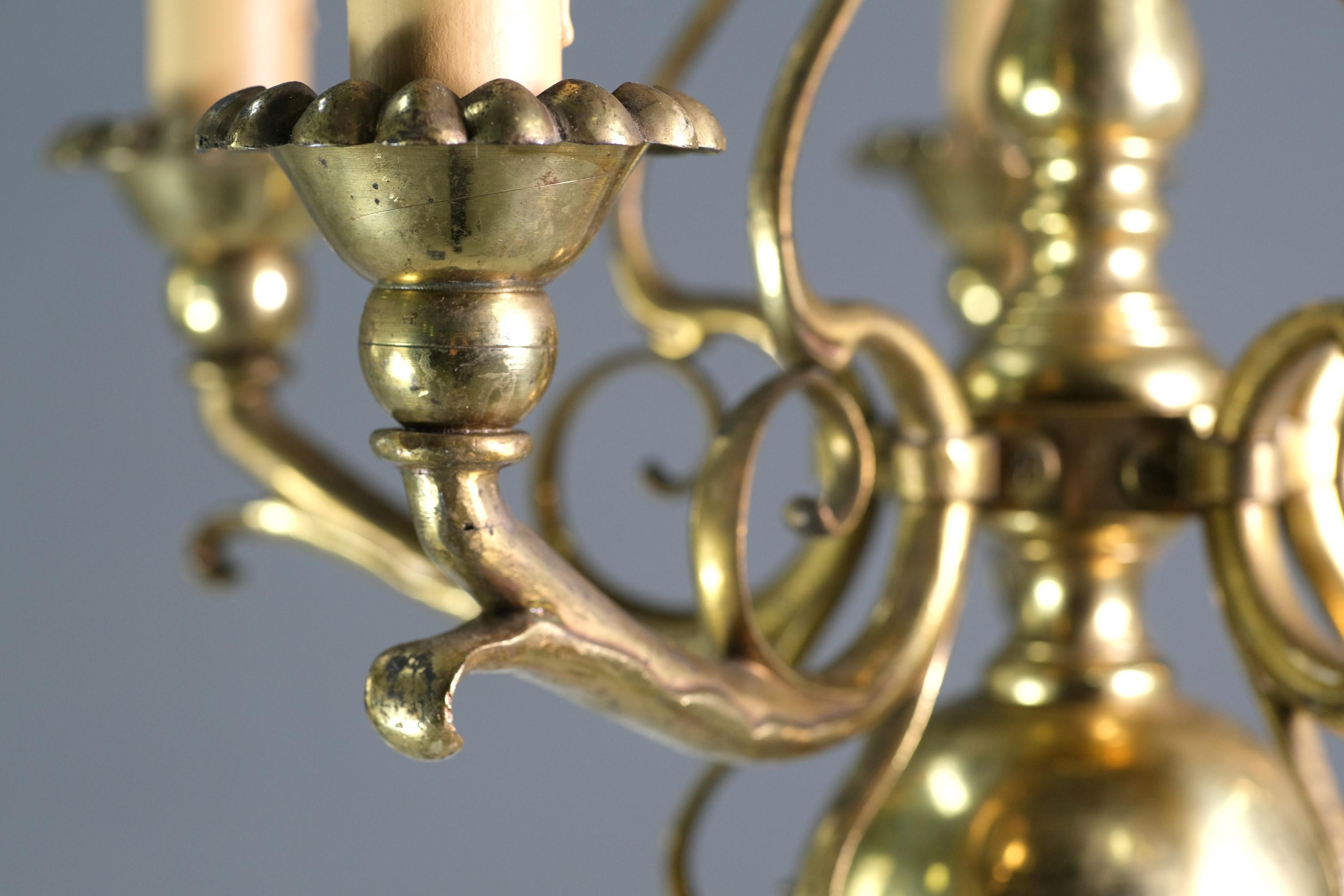 20th Century Baroque Solid Brass 5 Light Chandelier Florals Swirls Design For Sale