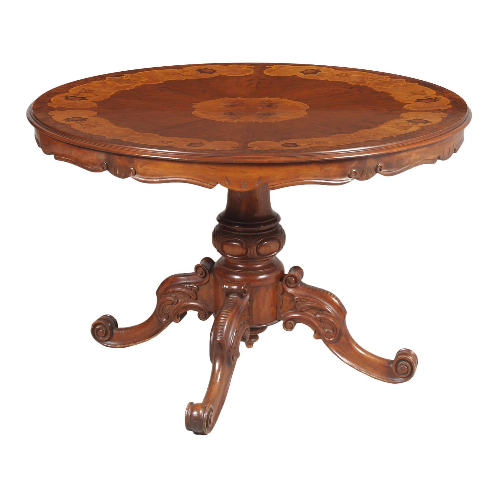 Exquisite refined Baroque Revival Sorrento inlaid and carved walnut round table with six baroque walnut chairs, hand carved.
Artistic inlay with various essences of fruit wood
We can sell the table separately from the chairs.

Measures table cm: