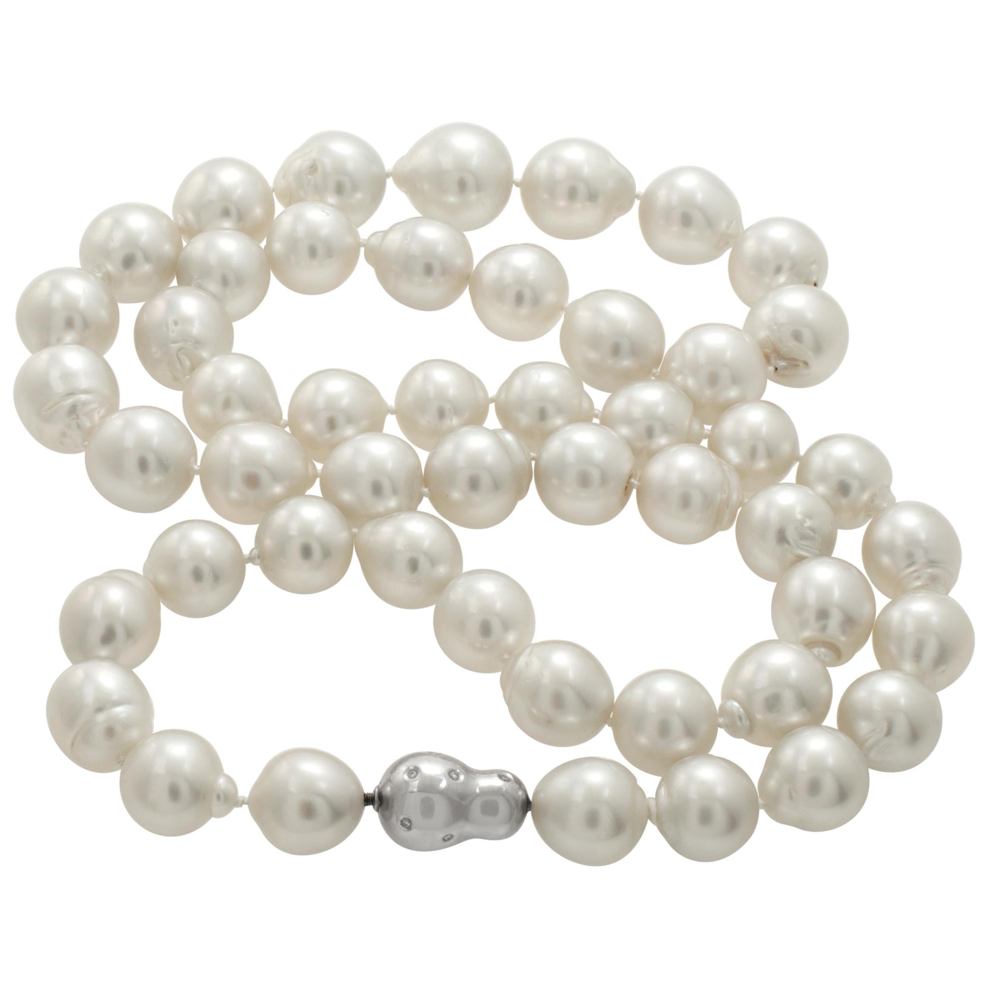 Women's Baroque South Sea Pearl 18k White Gold Necklace with Diamonds Clasp For Sale