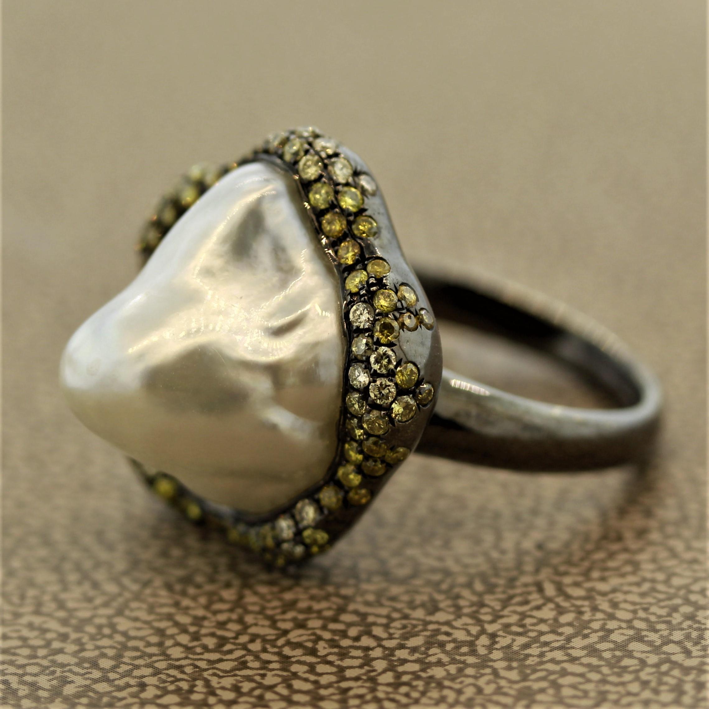 Round Cut Baroque South Sea Pearl Diamond Gold Ring For Sale