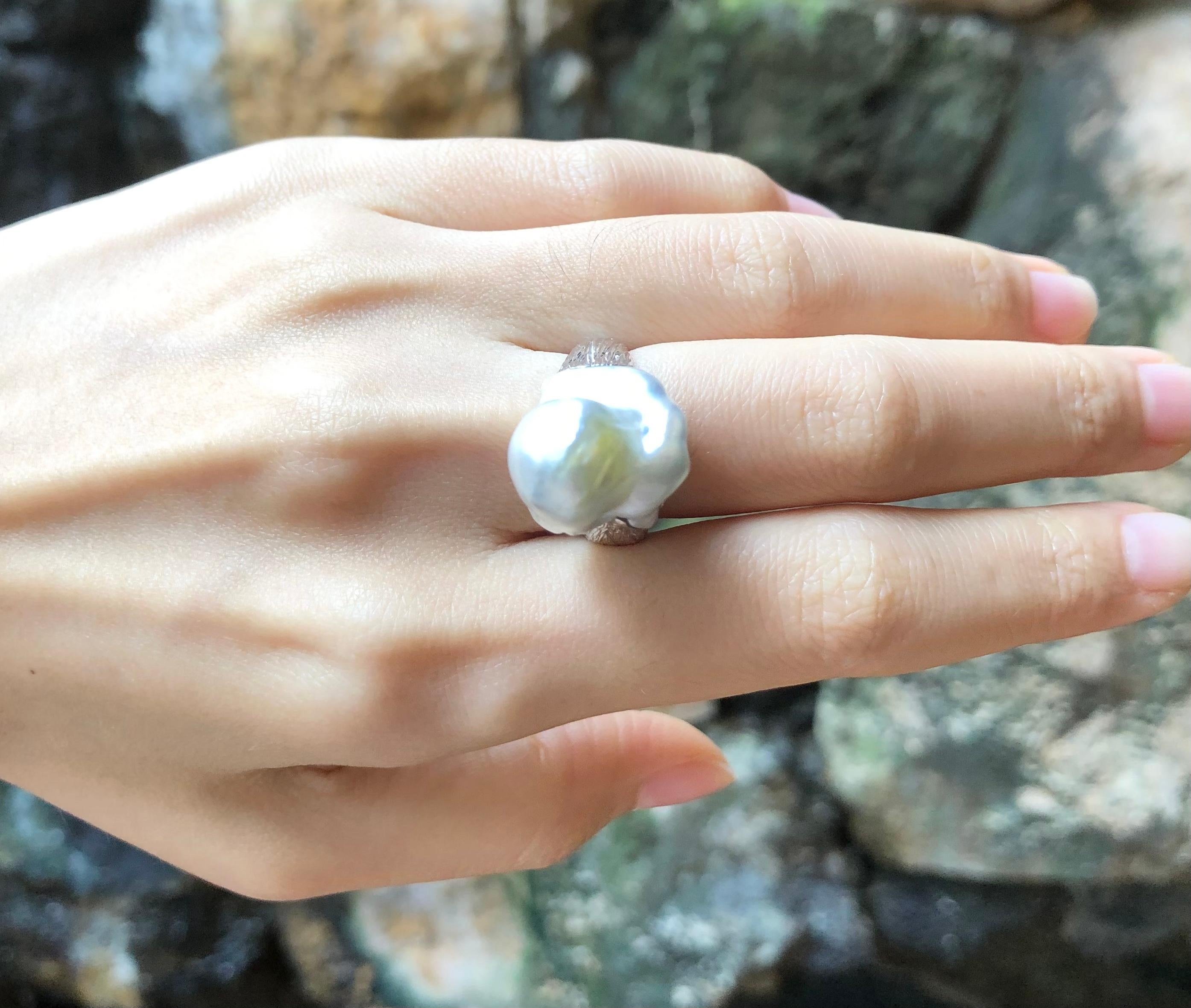 Contemporary Baroque South Sea Pearl Ring Set in 18 Karat White Gold Settings For Sale