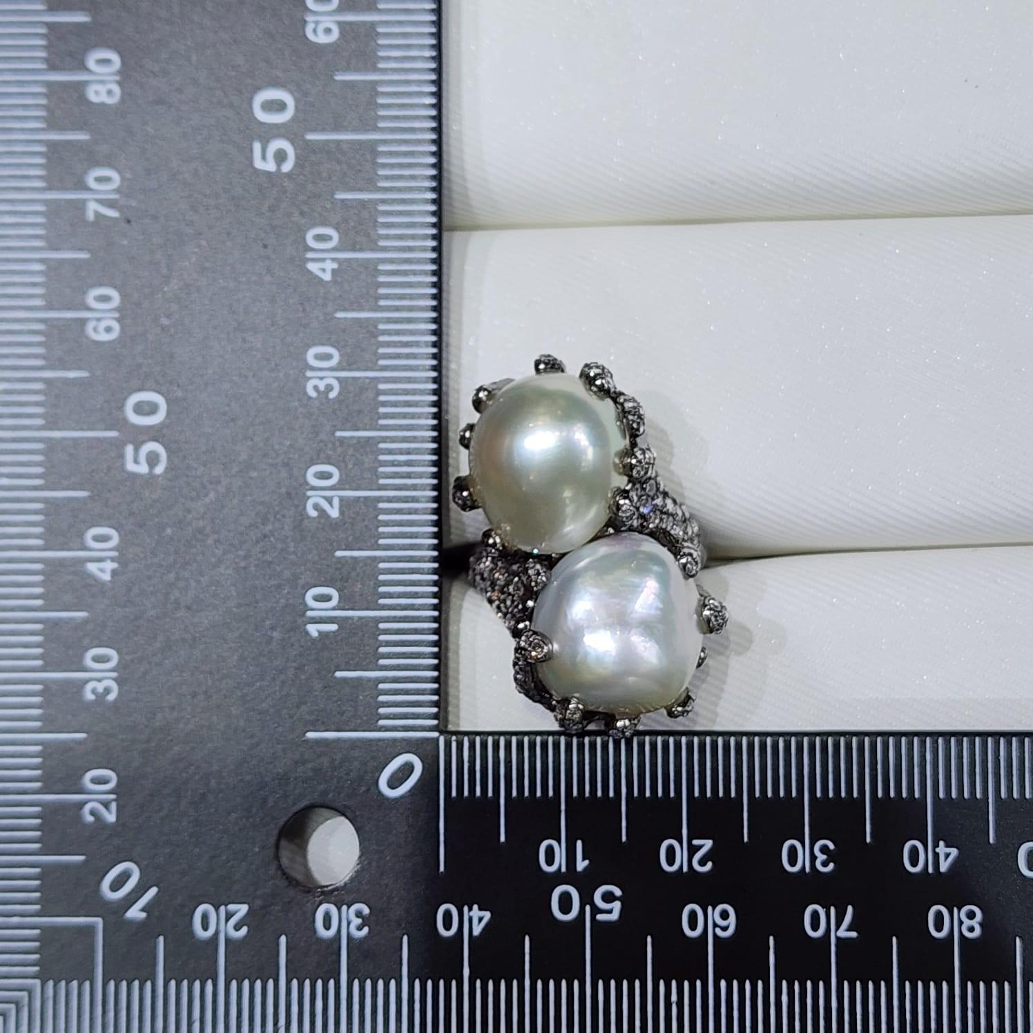 Baroque South Sea Pearl Toi Et Moi Diamond Ring in 18 Karat Rhodium Gold For Sale 1