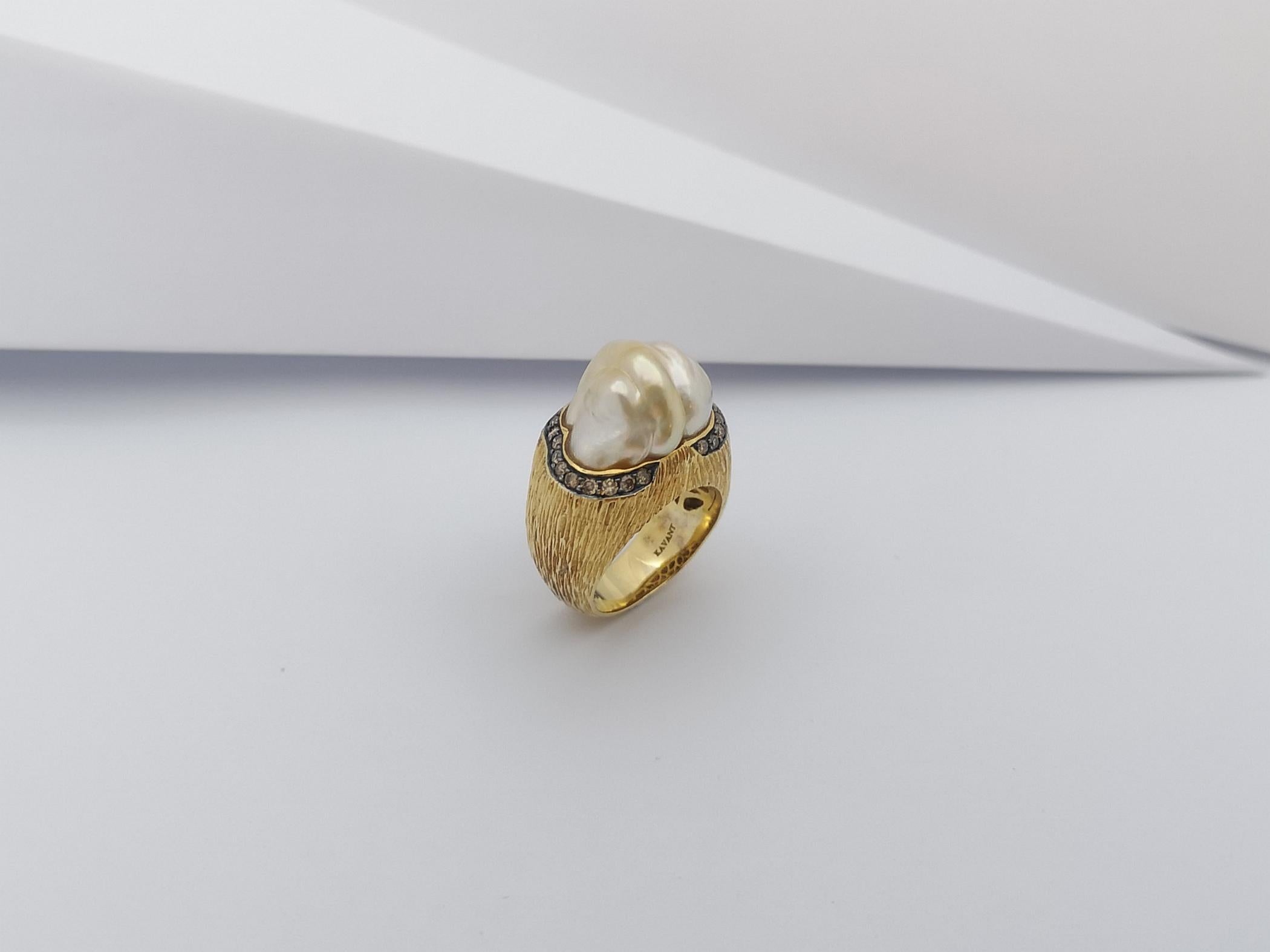 Baroque South Sea Pearl with Brown Diamond Ring Set in 18 Karat Gold Settings For Sale 7