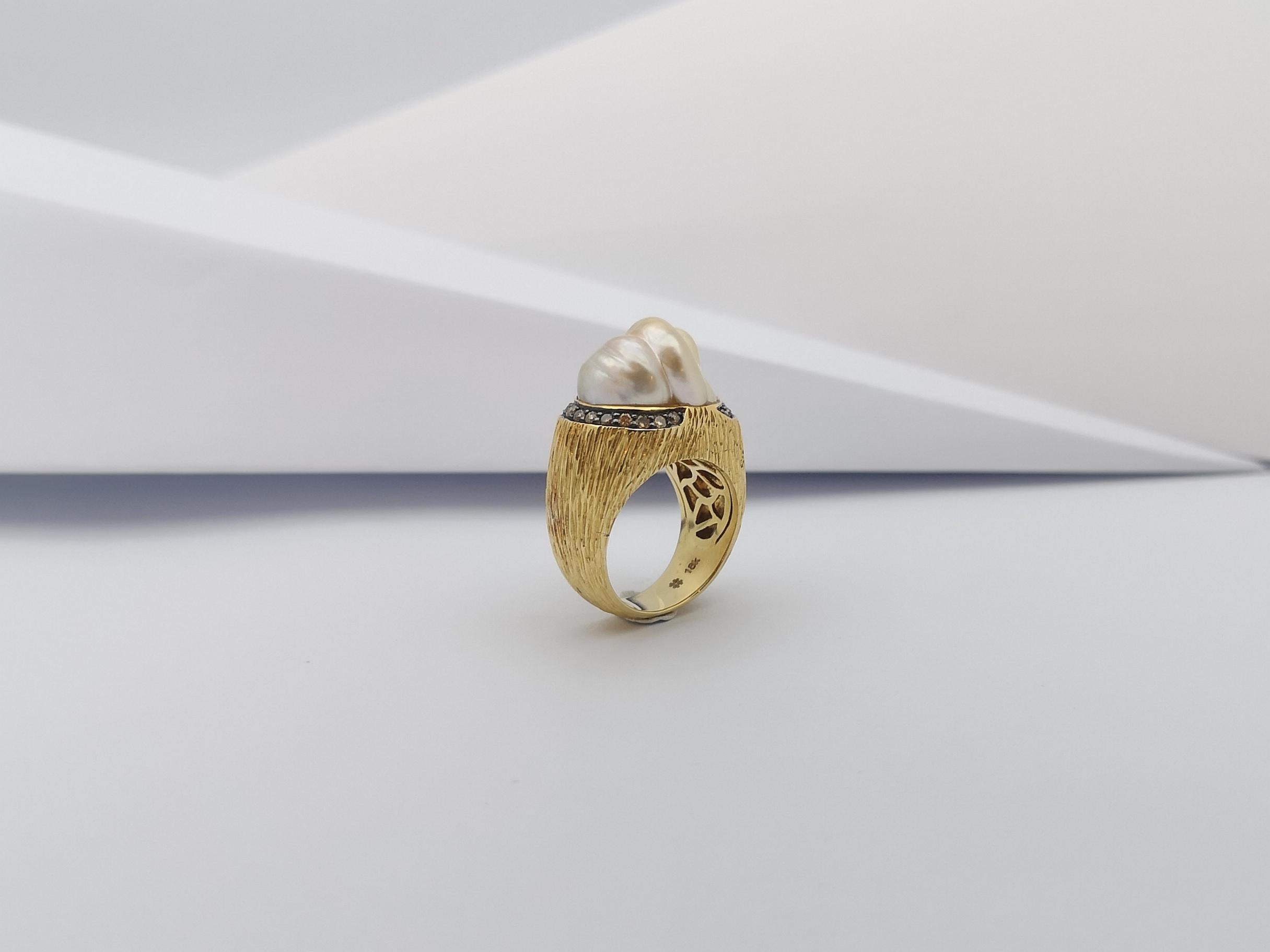 Baroque South Sea Pearl with Brown Diamond Ring Set in 18 Karat Gold Settings For Sale 11