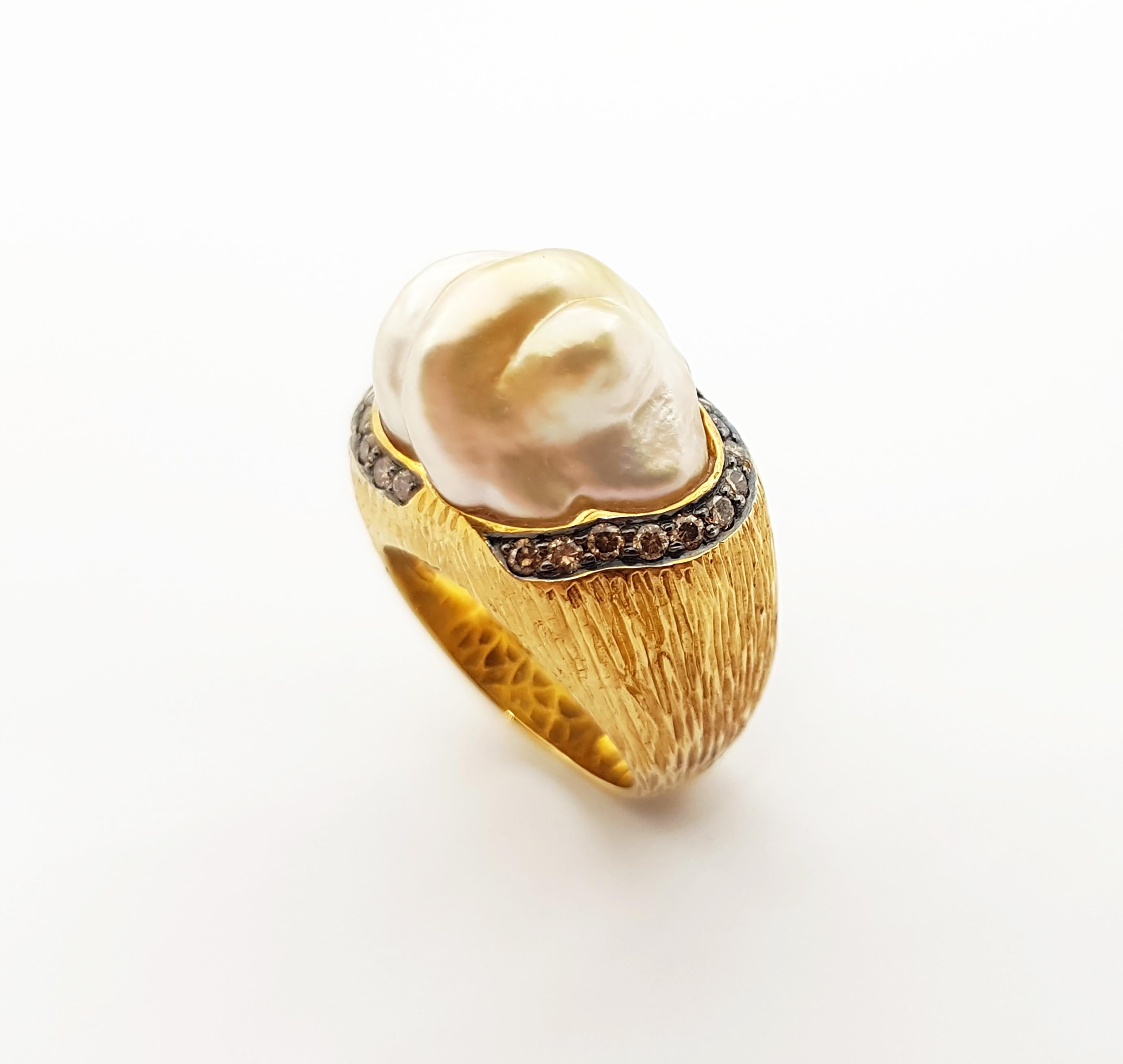 Baroque South Sea Pearl with Brown Diamond Ring Set in 18 Karat Gold Settings For Sale 3