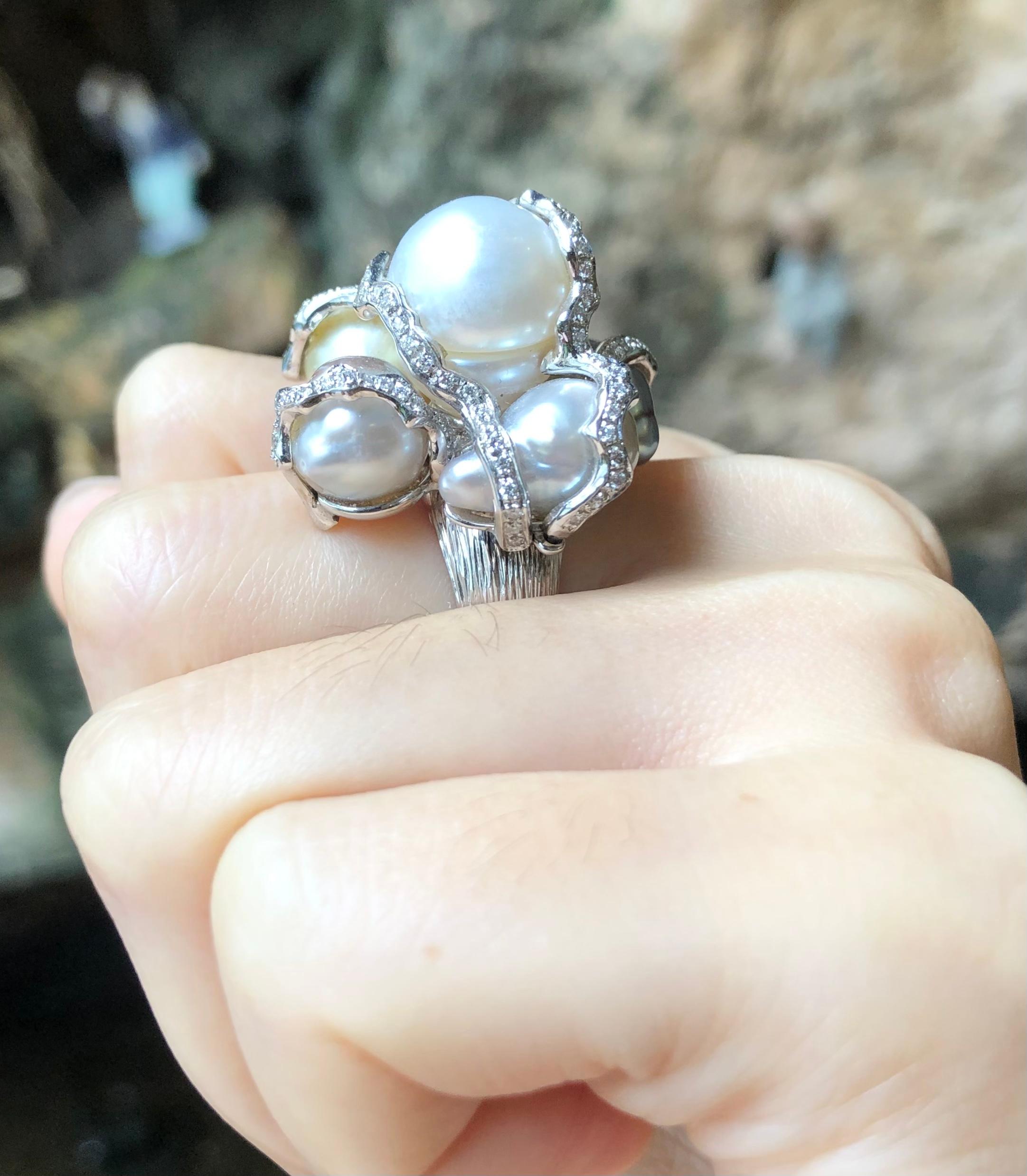 Contemporary Baroque South Sea Pearl with Diamond Ring Set in 18 Karat White Gold Settings For Sale