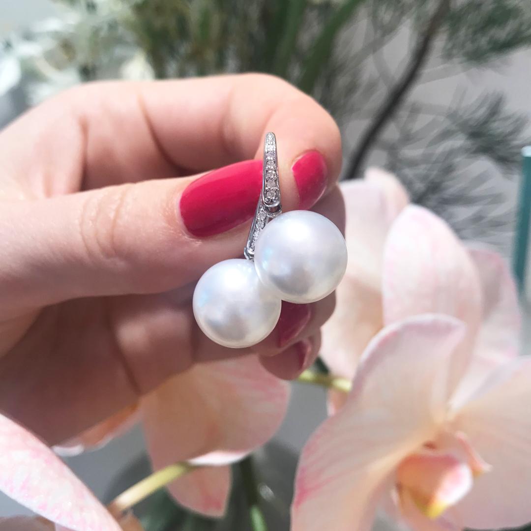 Baroque South Sea Pearls 0.10 Carat Diamonds White Gold Earrings In New Condition For Sale In Woollahra, New South Wales