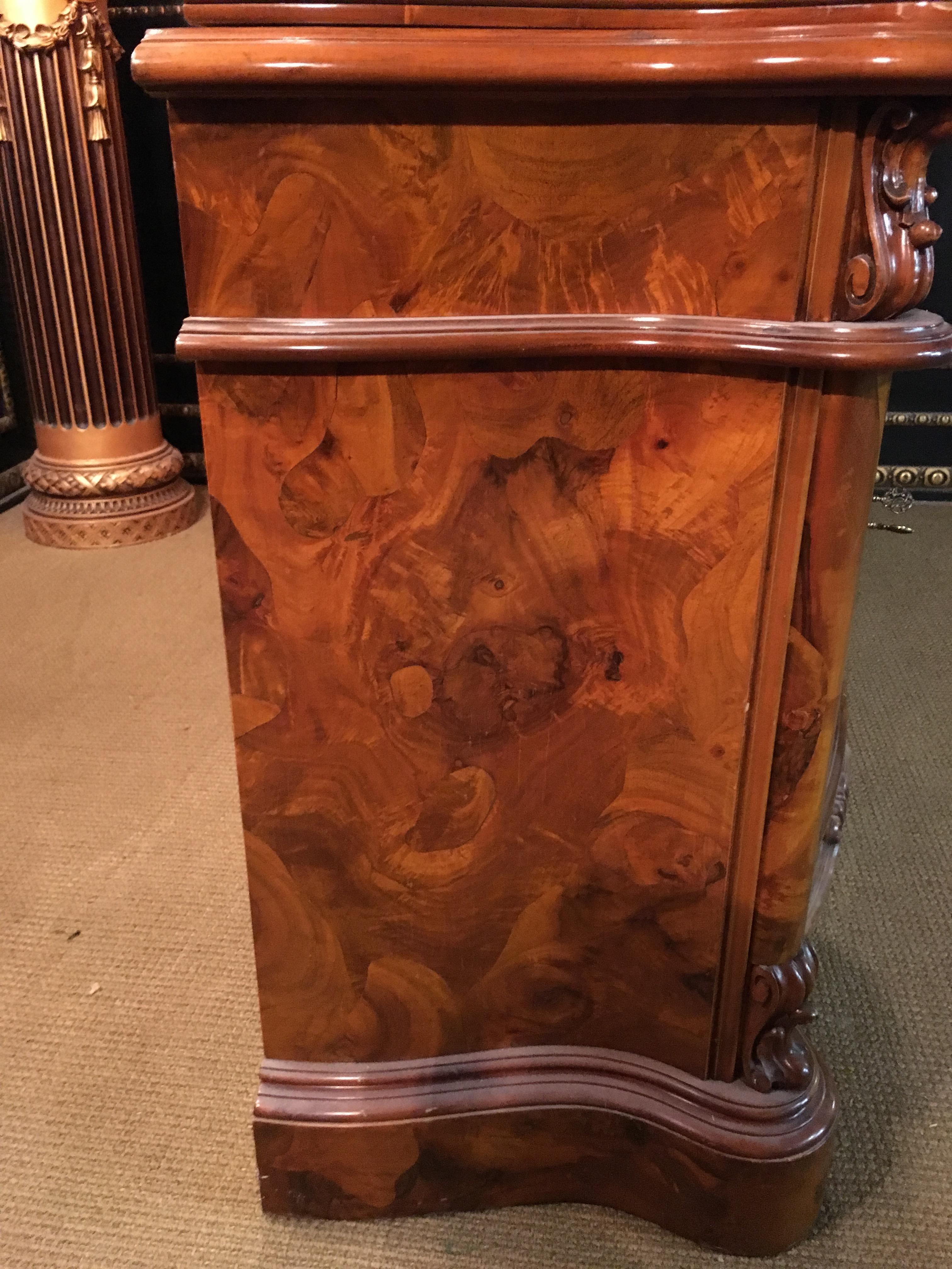 Baroque Stil Glas Display Cabinet Walnut with Floral Inlays 14
